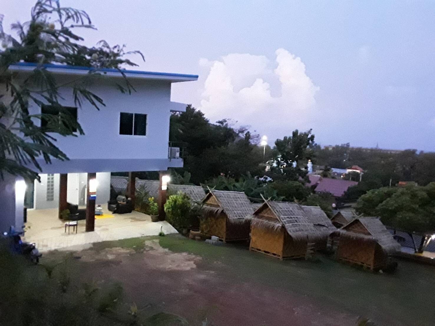 Sea view Panwa Cottage Hostel