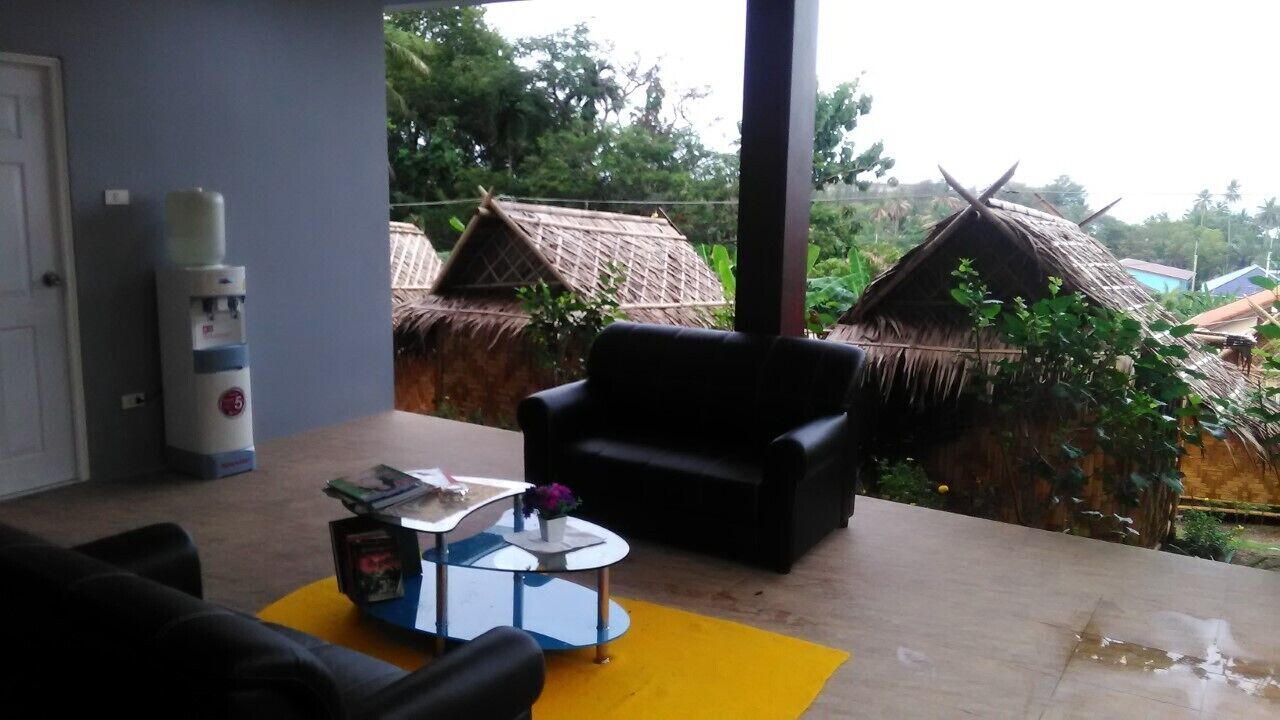 Sea view Panwa Cottage Hostel