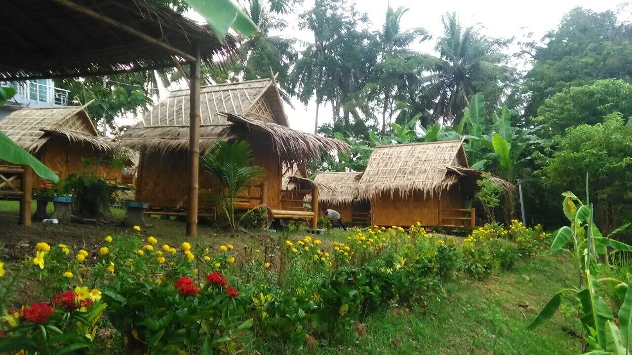 Sea view Panwa Cottage Hostel