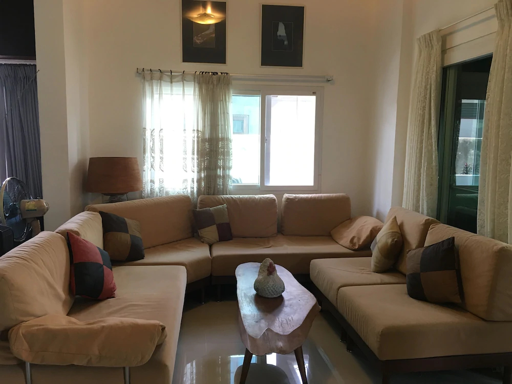 Zra House