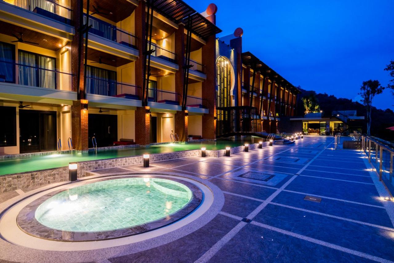 Phu Pi Maan Resort & Spa