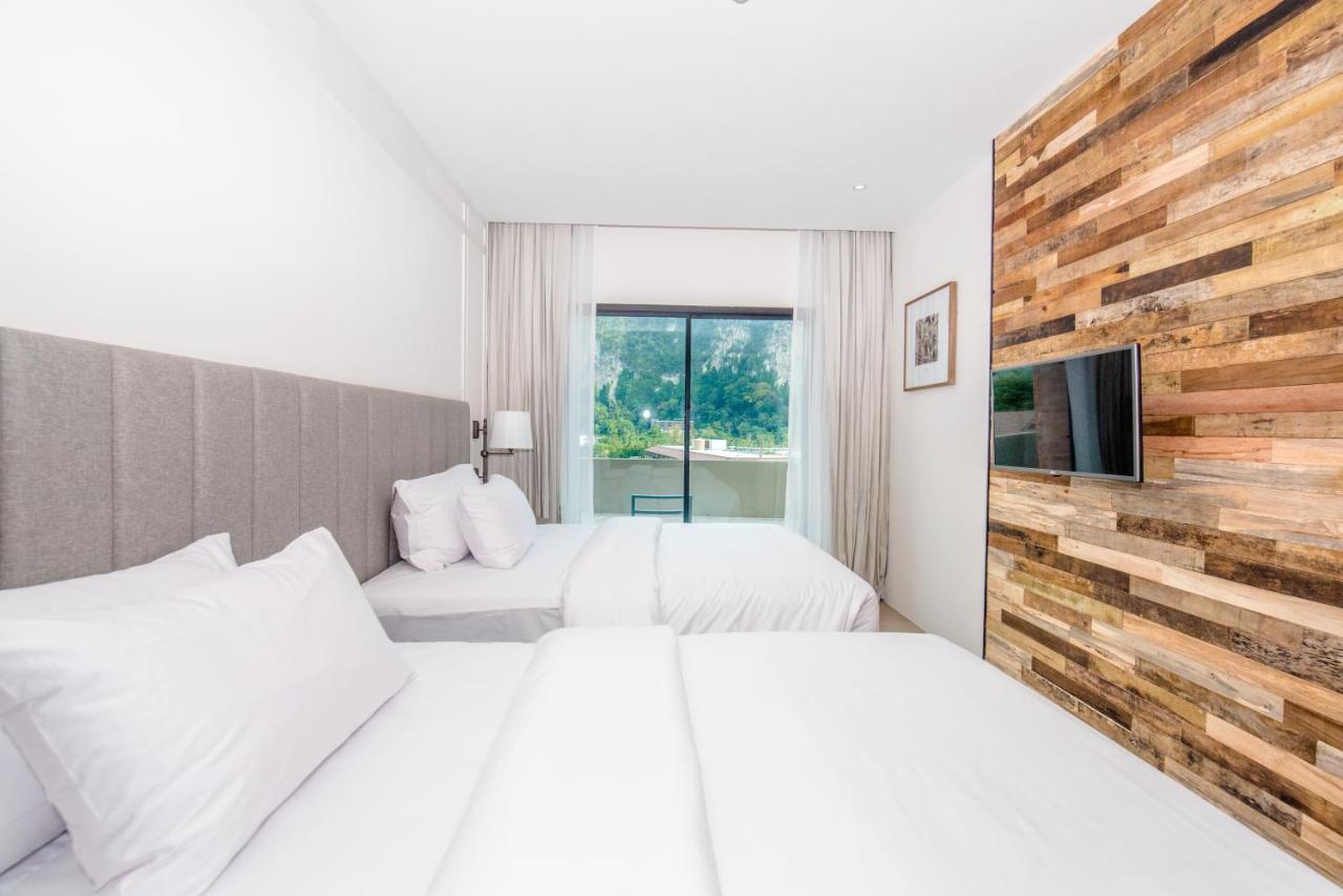 Sugar Marina Resort Cliffhanger