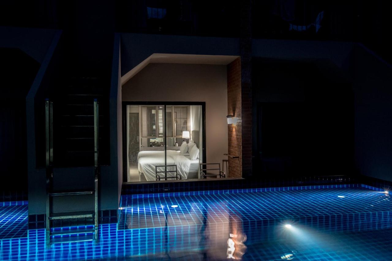 Sugar Marina Resort Cliffhanger