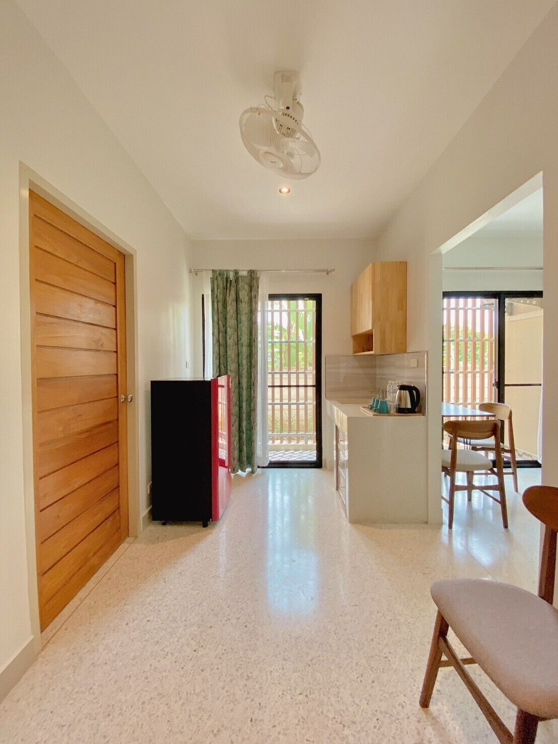 Calamint Residence Hotel