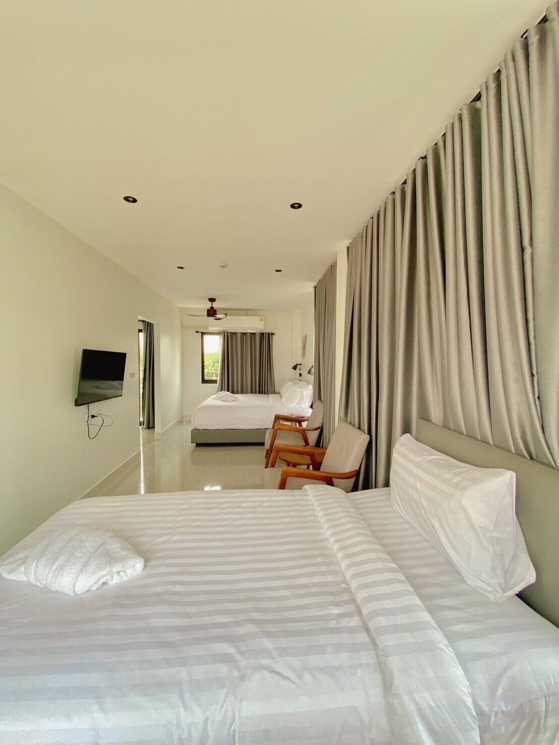 Calamint Residence Hotel