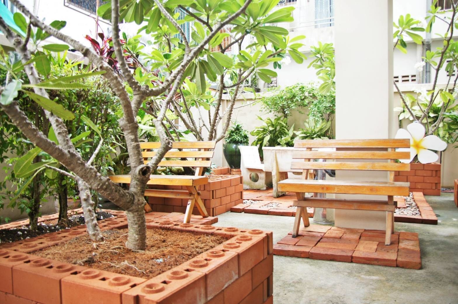 Natcha Apartment&Condo
