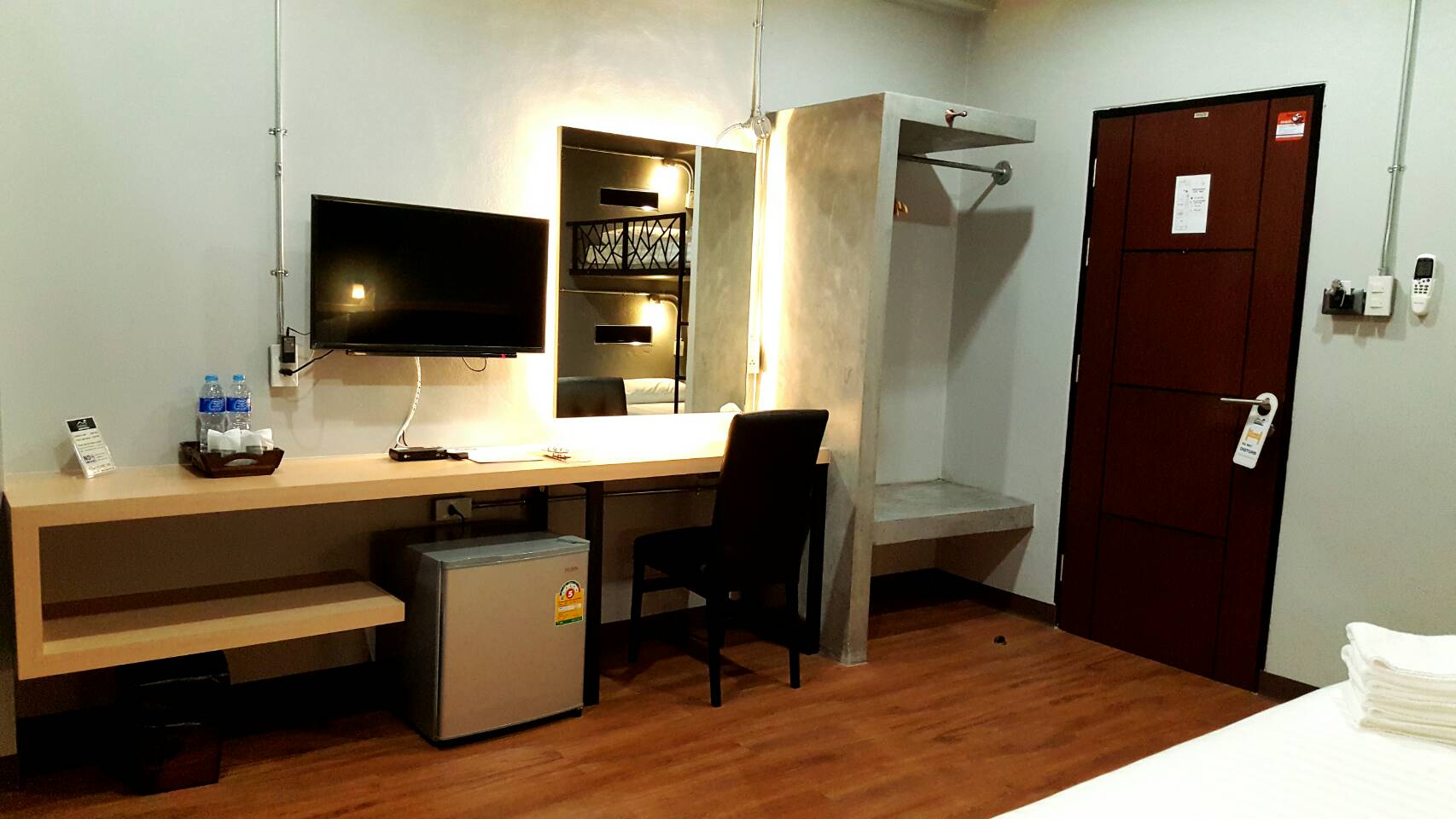 Room 2 U Hostel & Guesthouse