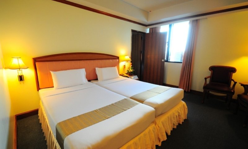 V.L. Hat Yai