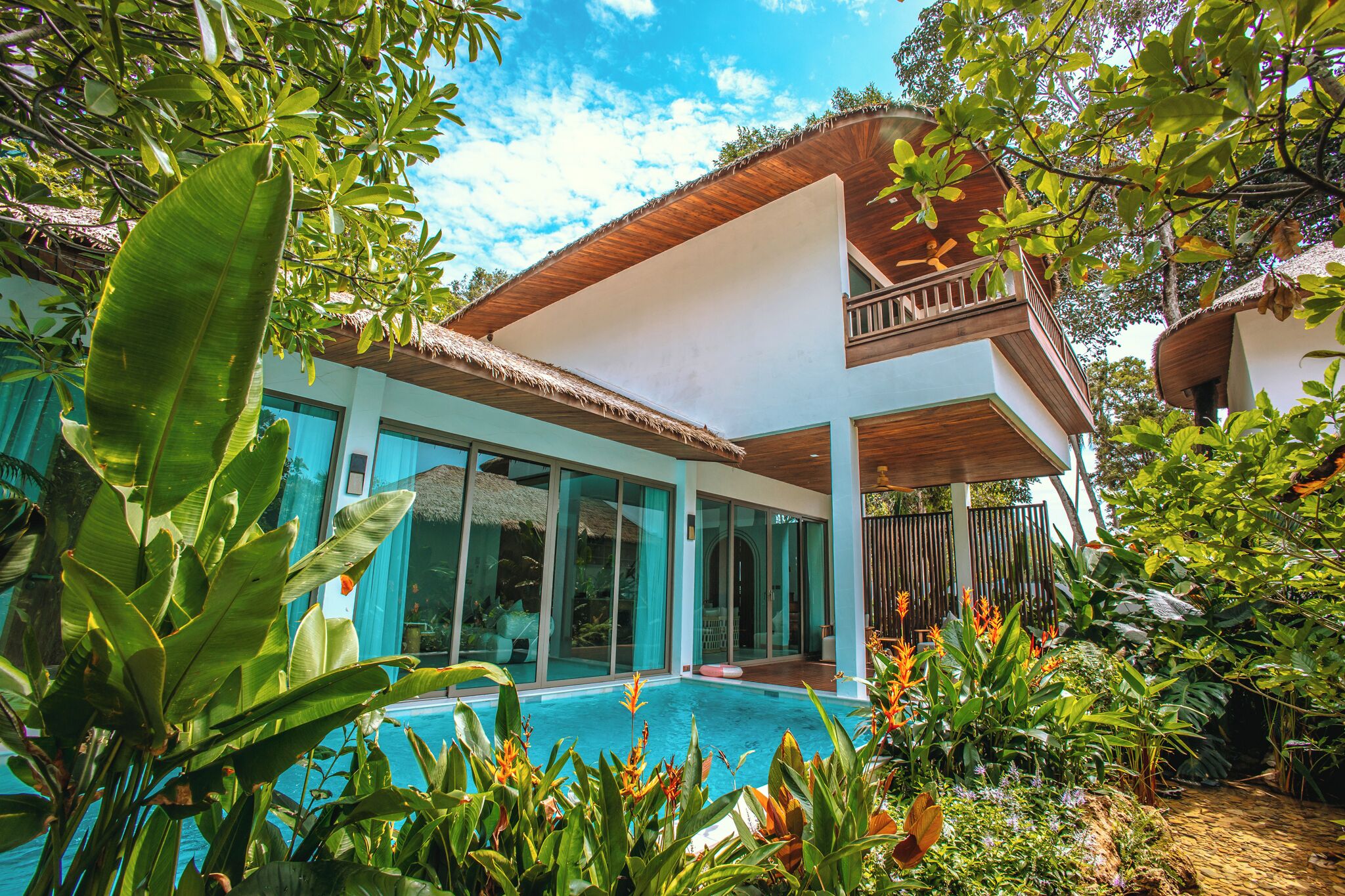 Luxtalay Khanom Hotel