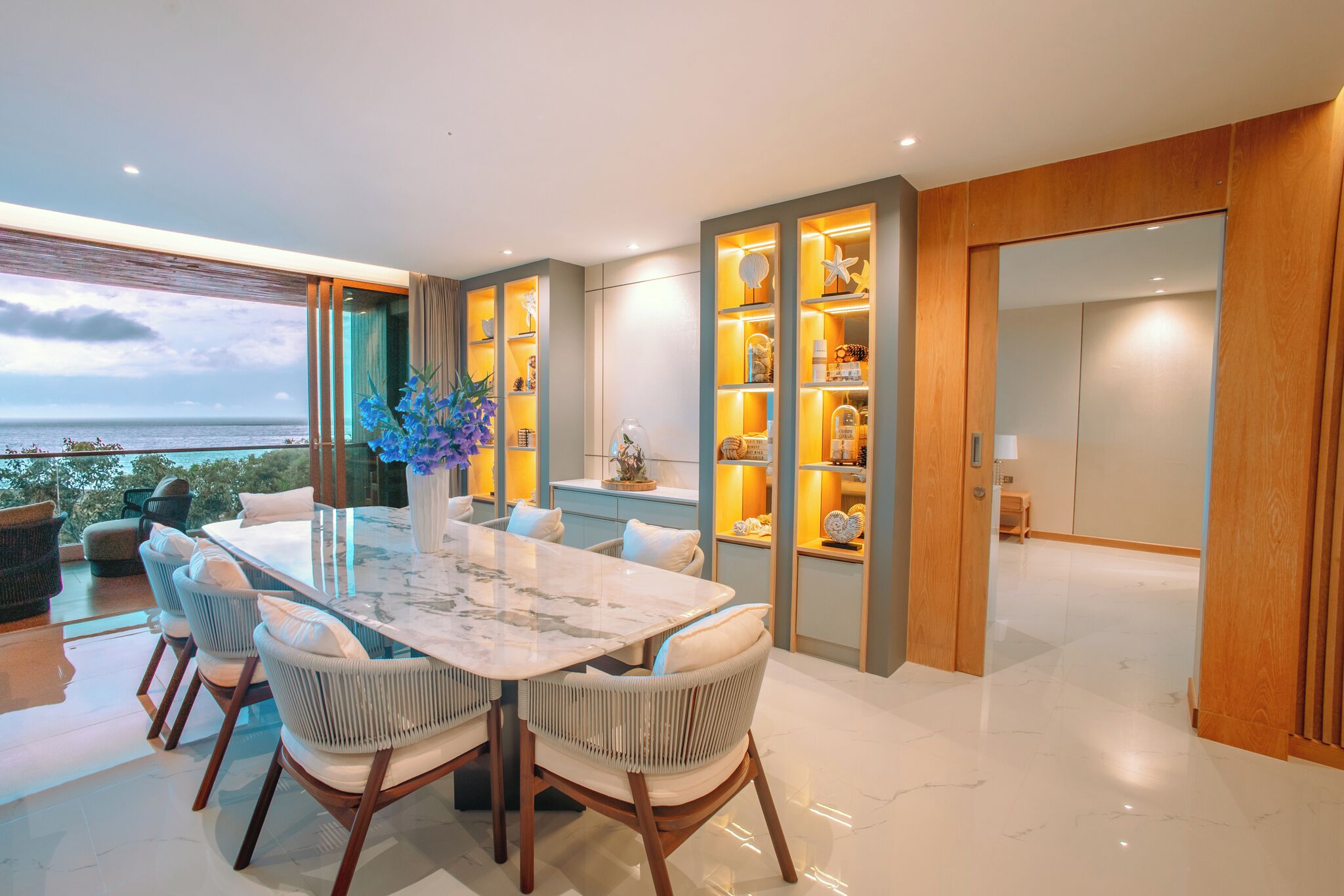 Luxtalay Khanom Hotel