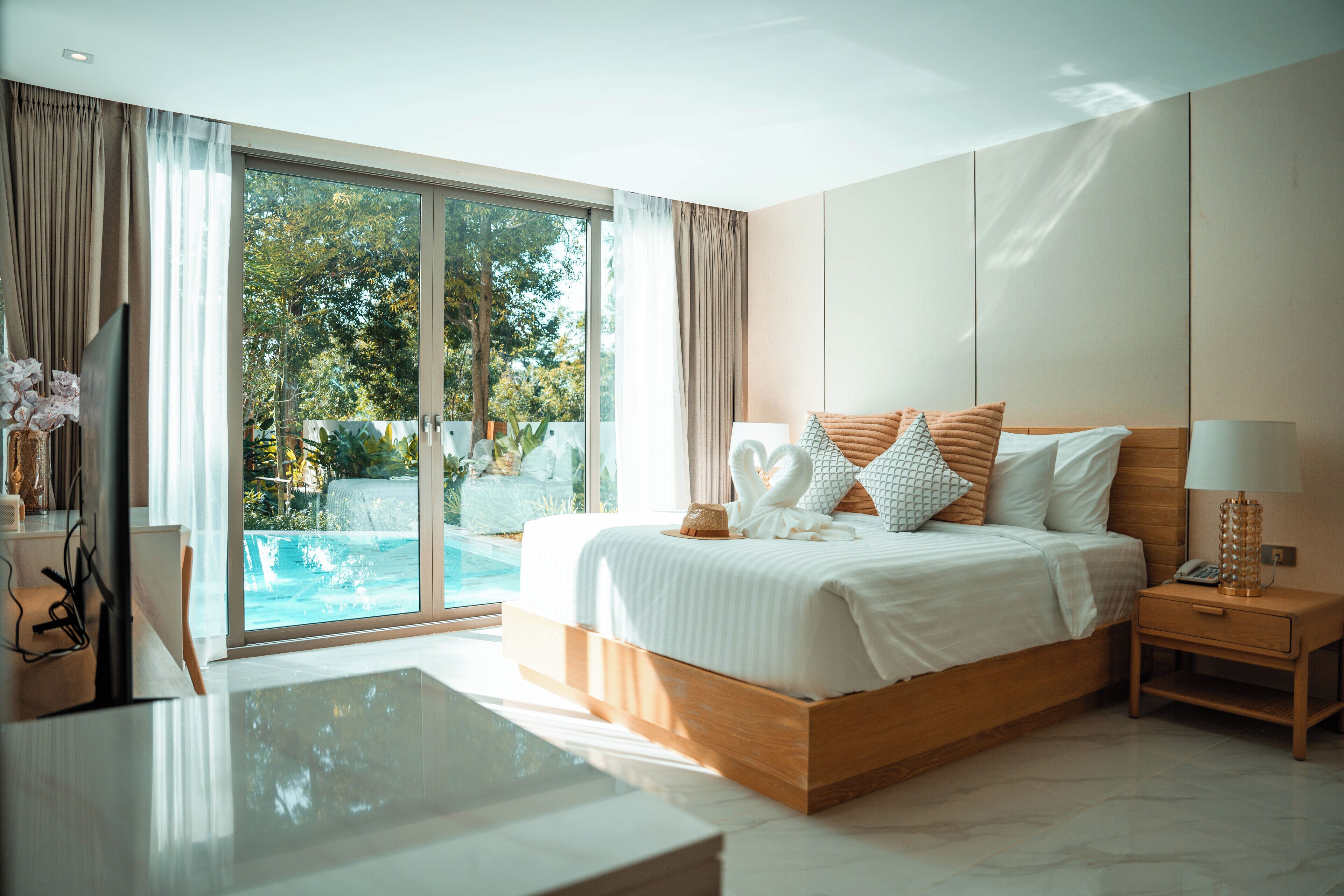 Luxtalay Khanom Hotel