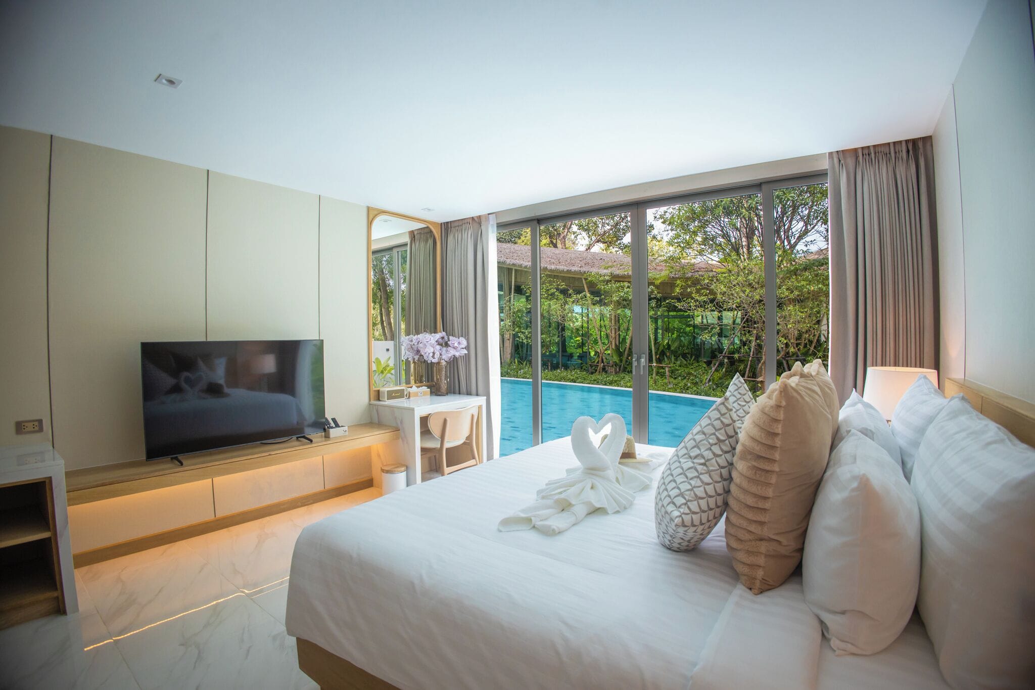 Luxtalay Khanom Hotel