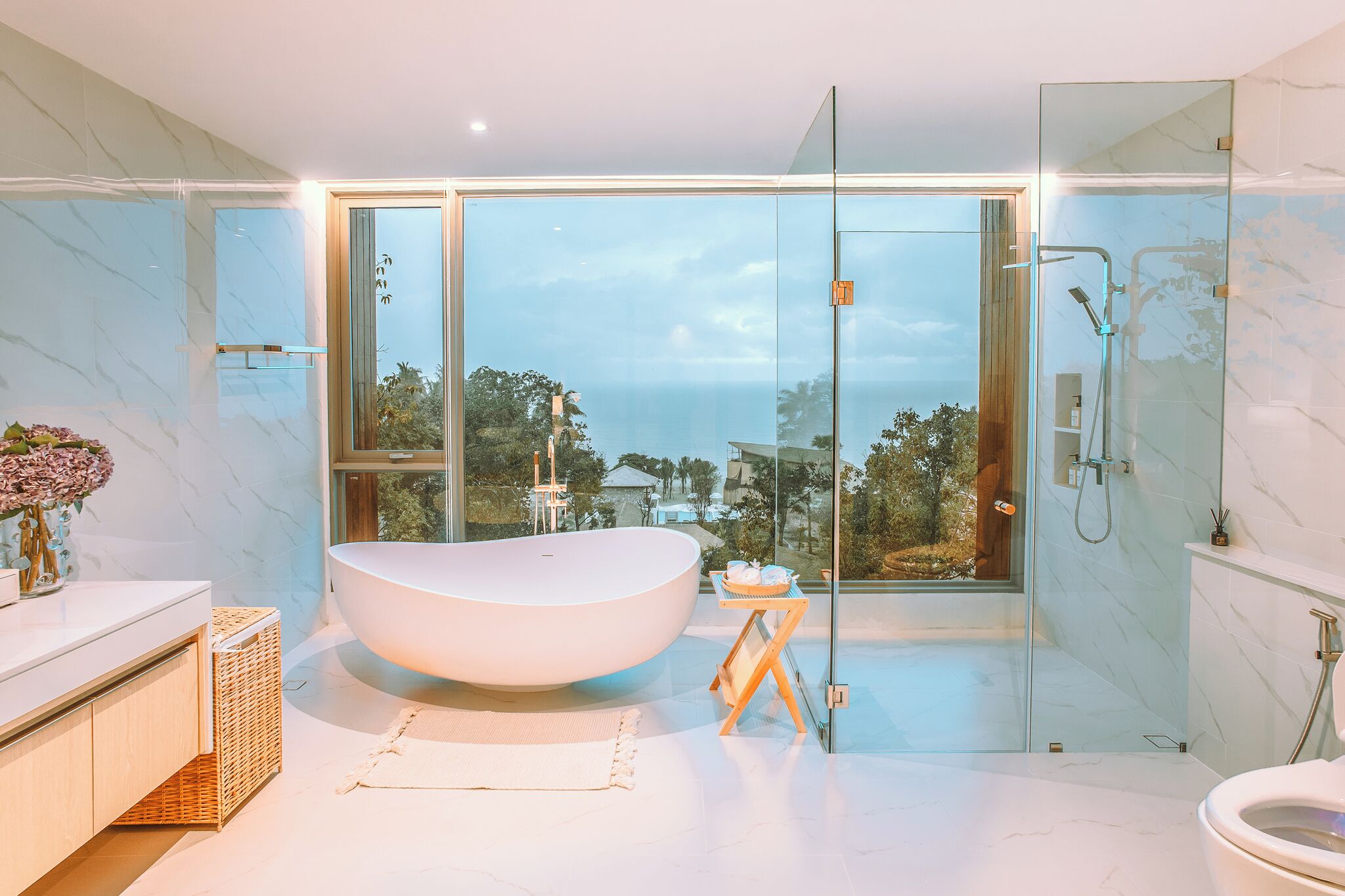 Luxtalay Khanom Hotel