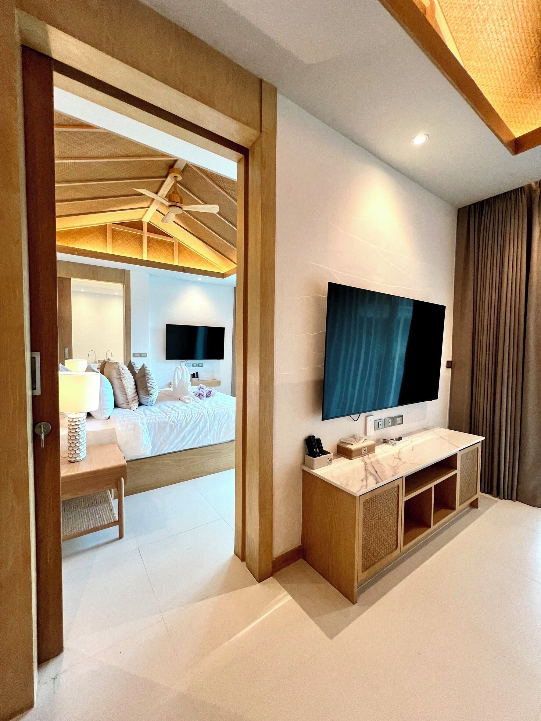 Luxtalay Khanom Hotel