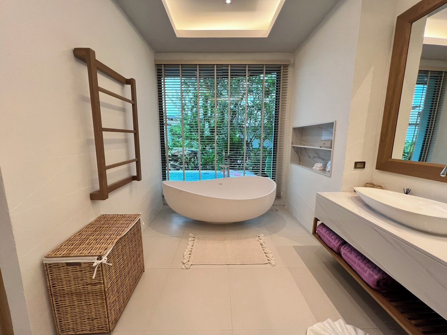 Luxtalay Khanom Hotel