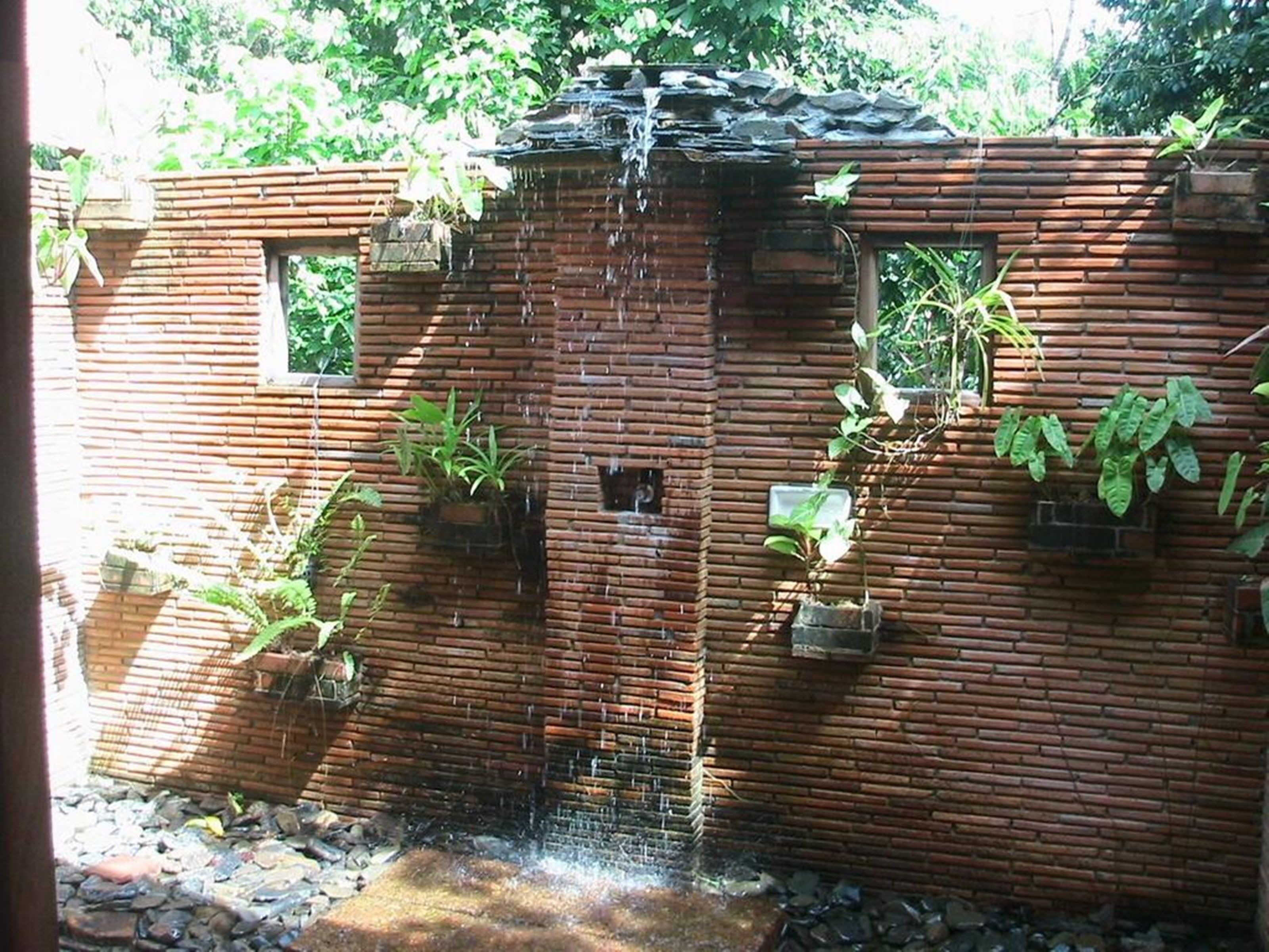 Art's Riverview Lodge