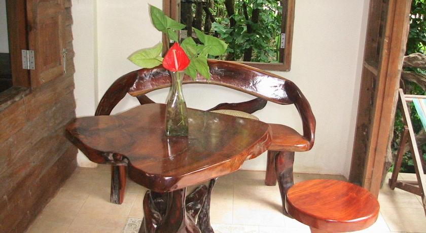 Art's Riverview Lodge