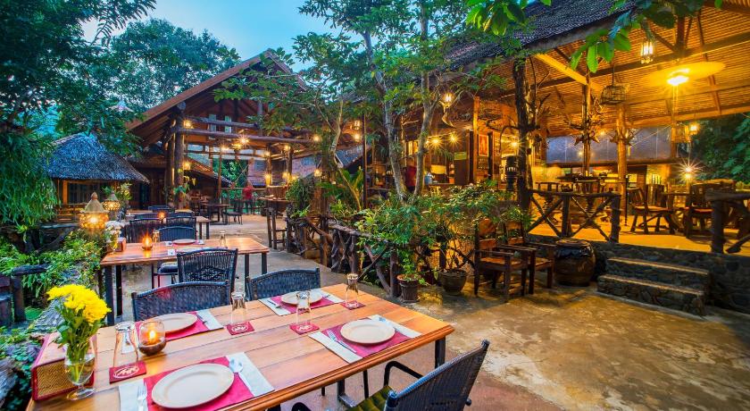 Art's Riverview Lodge
