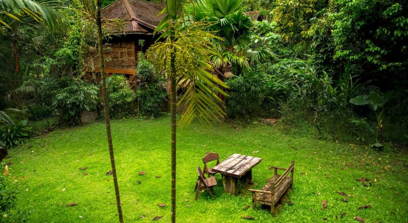 Art's Riverview Lodge