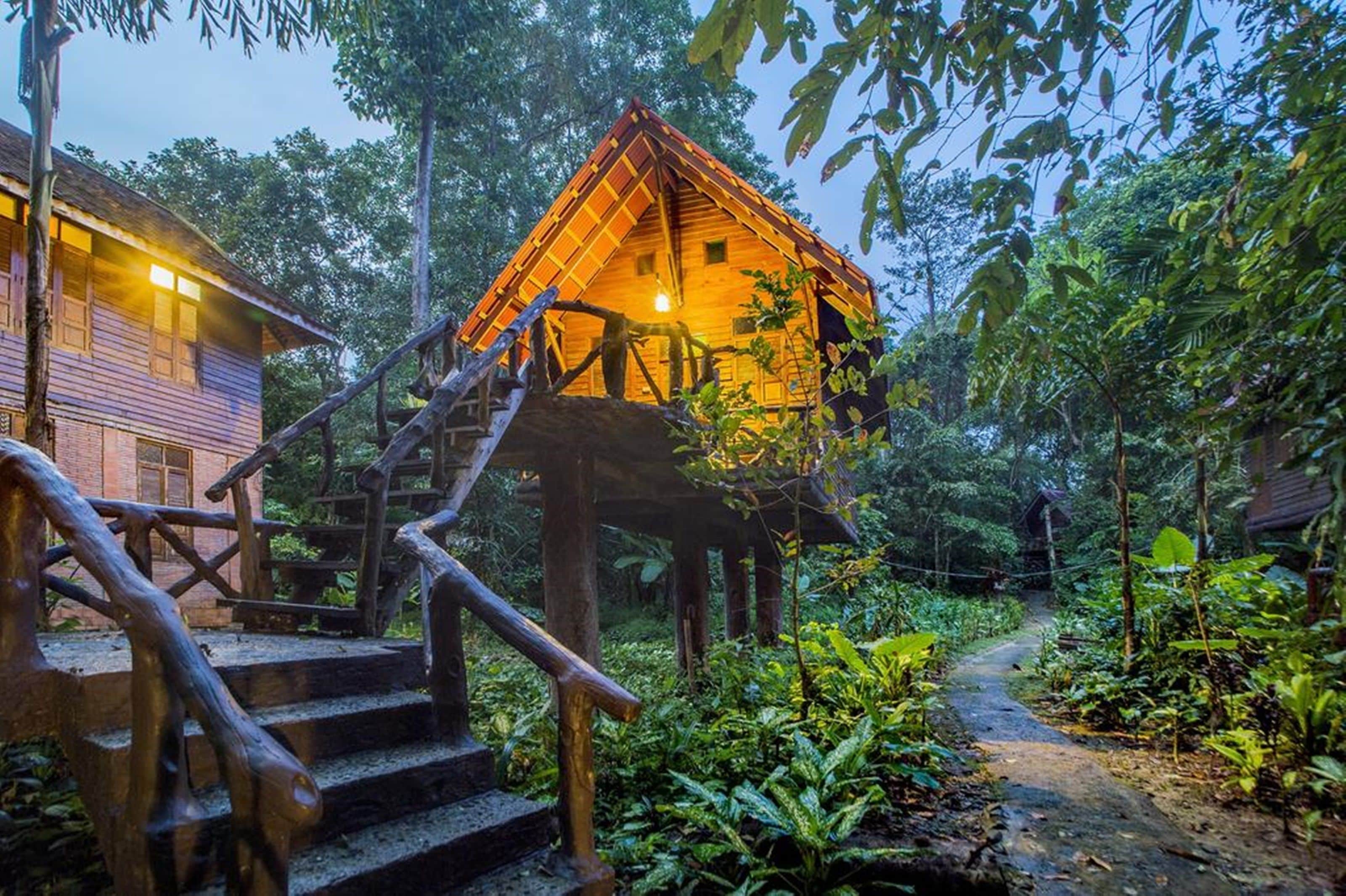 Art's Riverview Lodge
