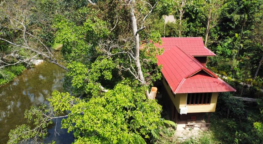 Art's Riverview Lodge
