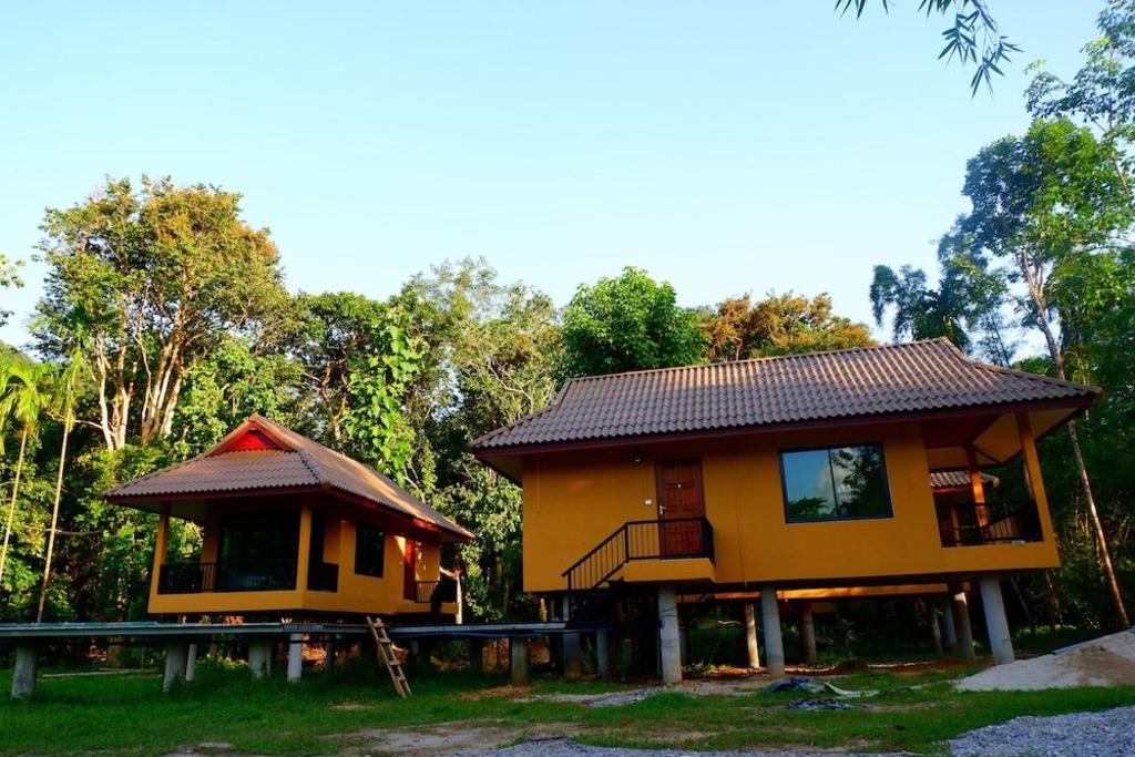 Art's Riverview Lodge