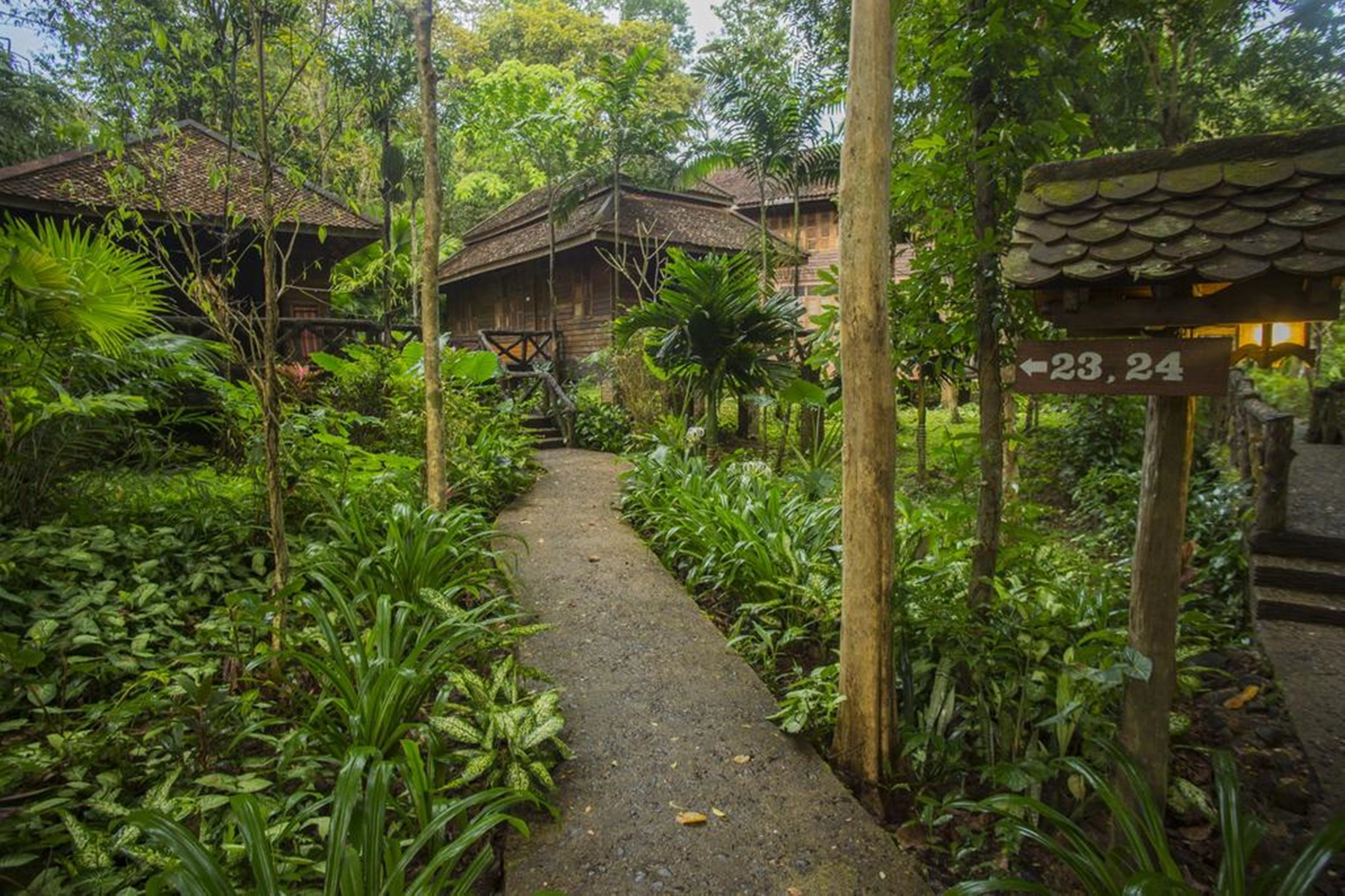 Art's Riverview Lodge
