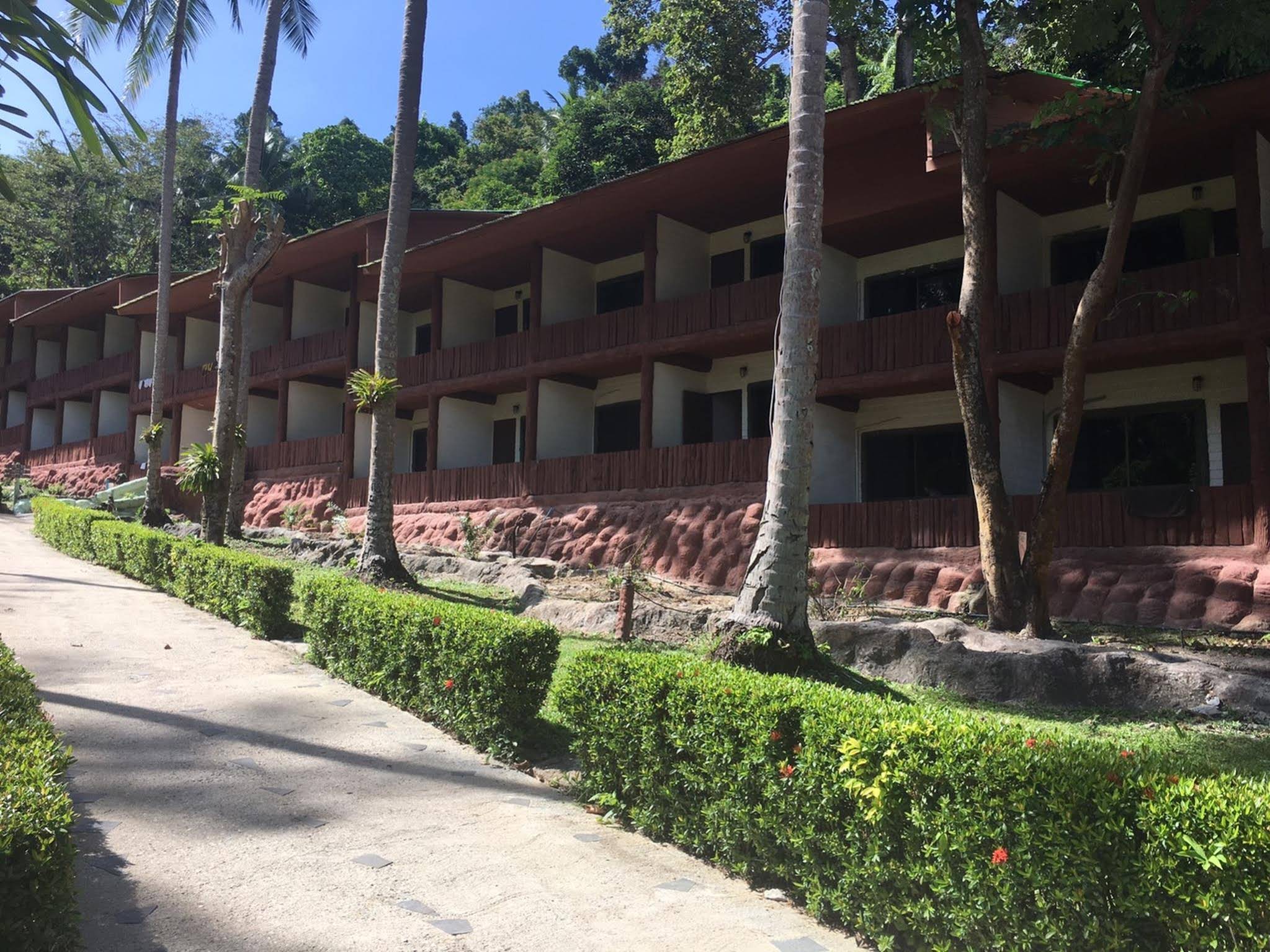 Koh Ngai Resort