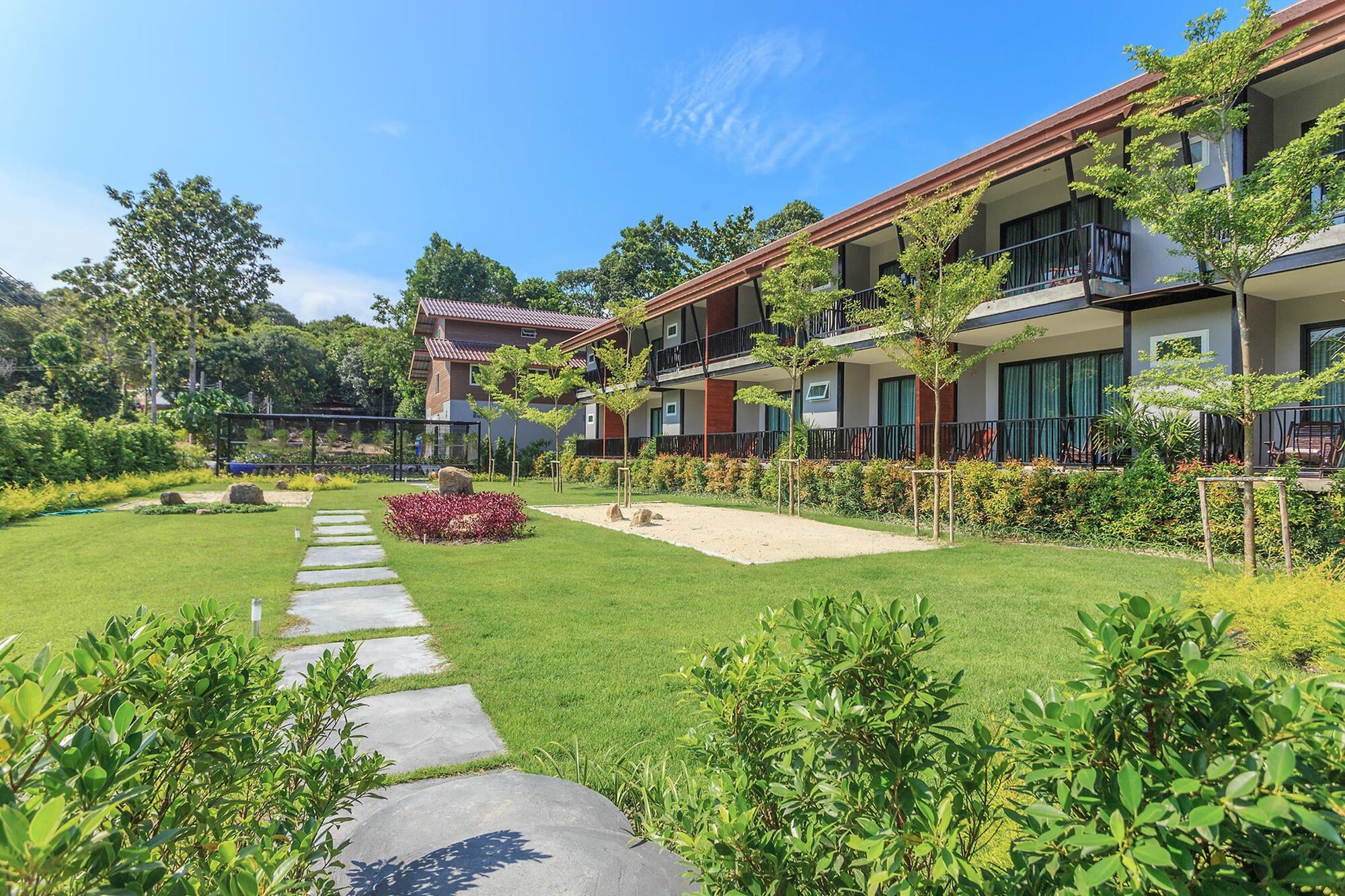 The Breeze Lipe Resort