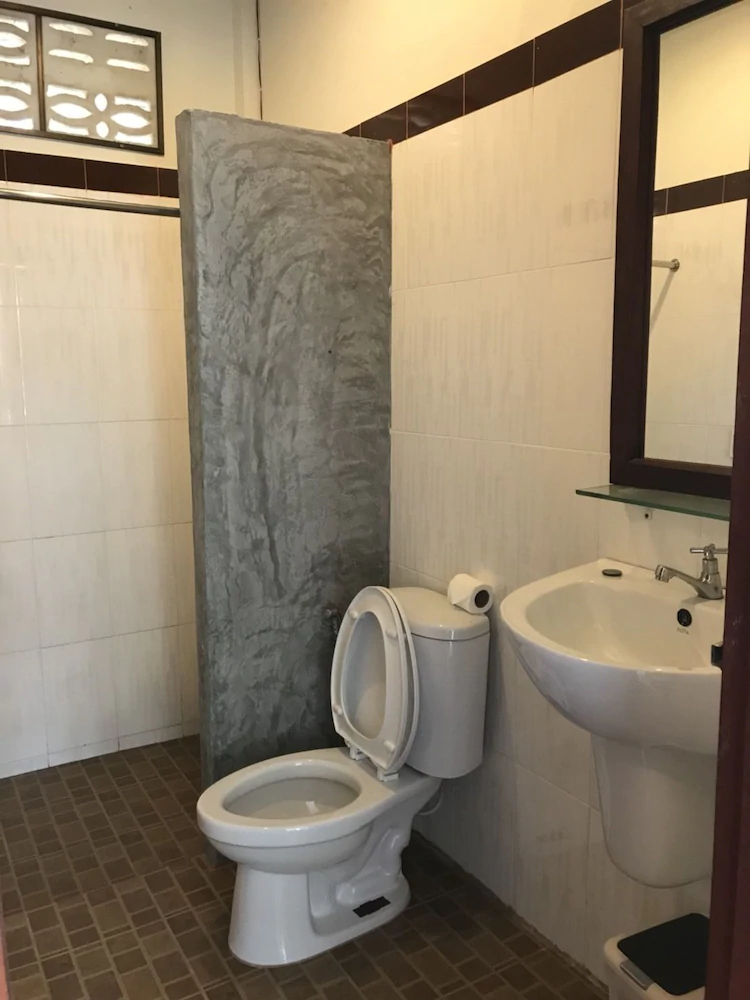 Baan Suan Rim Klong