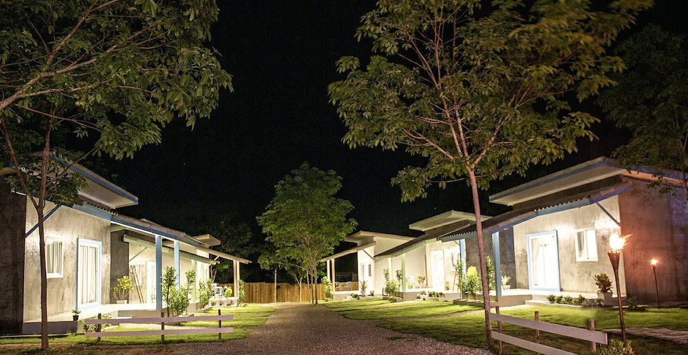 Enda Lanta Bungalows