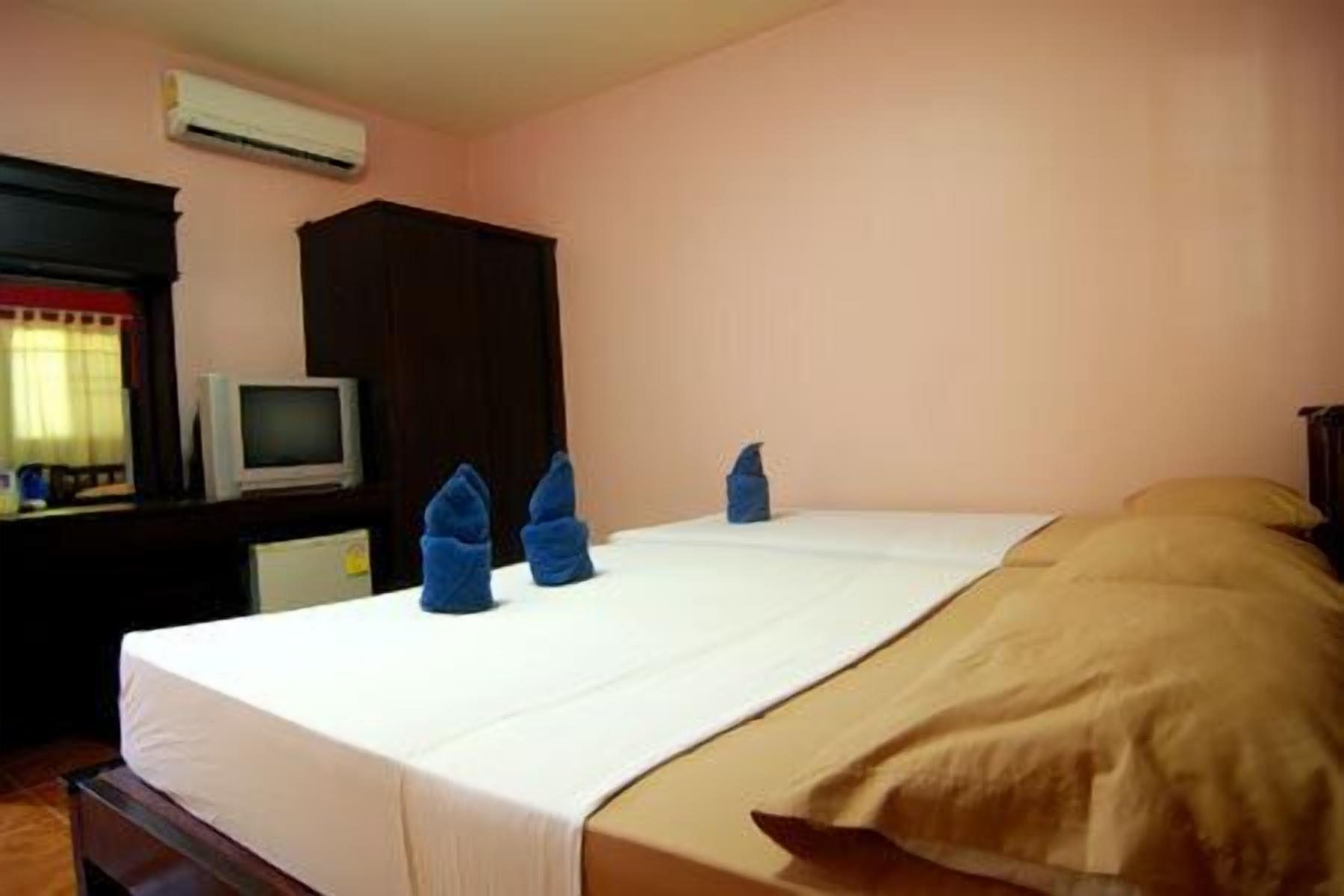 Lanta Bee Garden Resort