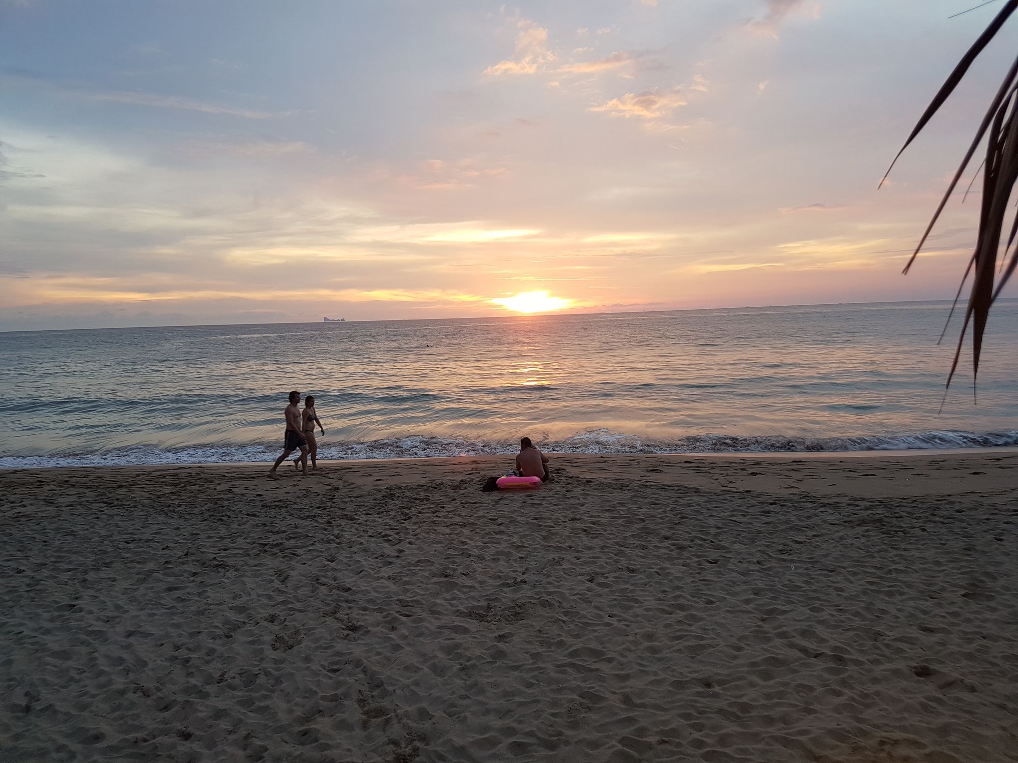 Lanta Paradise Beach Resort
