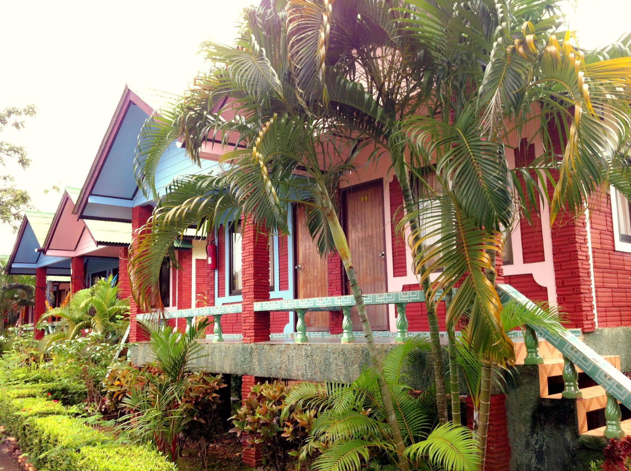 Lanta Queen Resort
