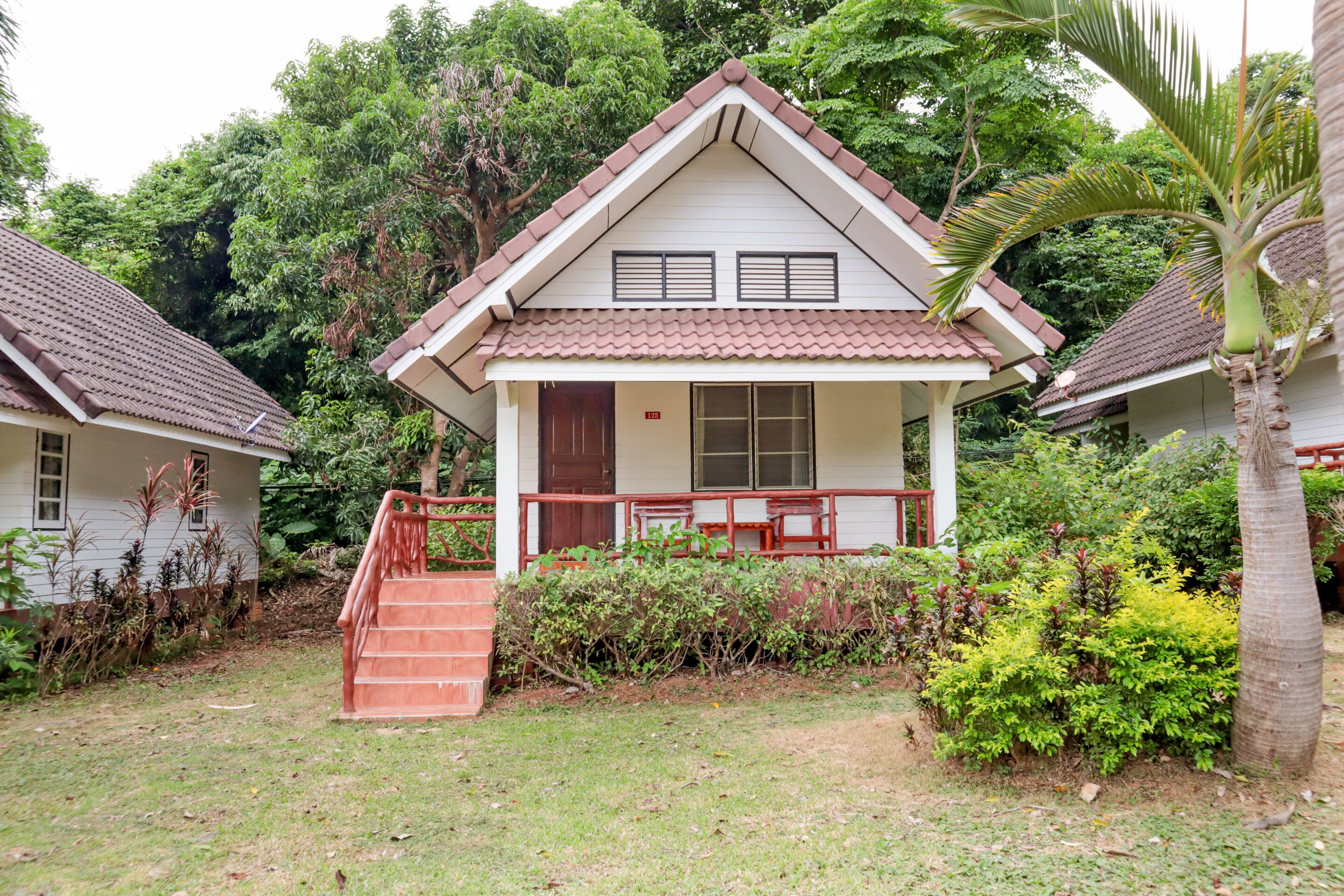 Lanta Village Resort by OYO Rooms