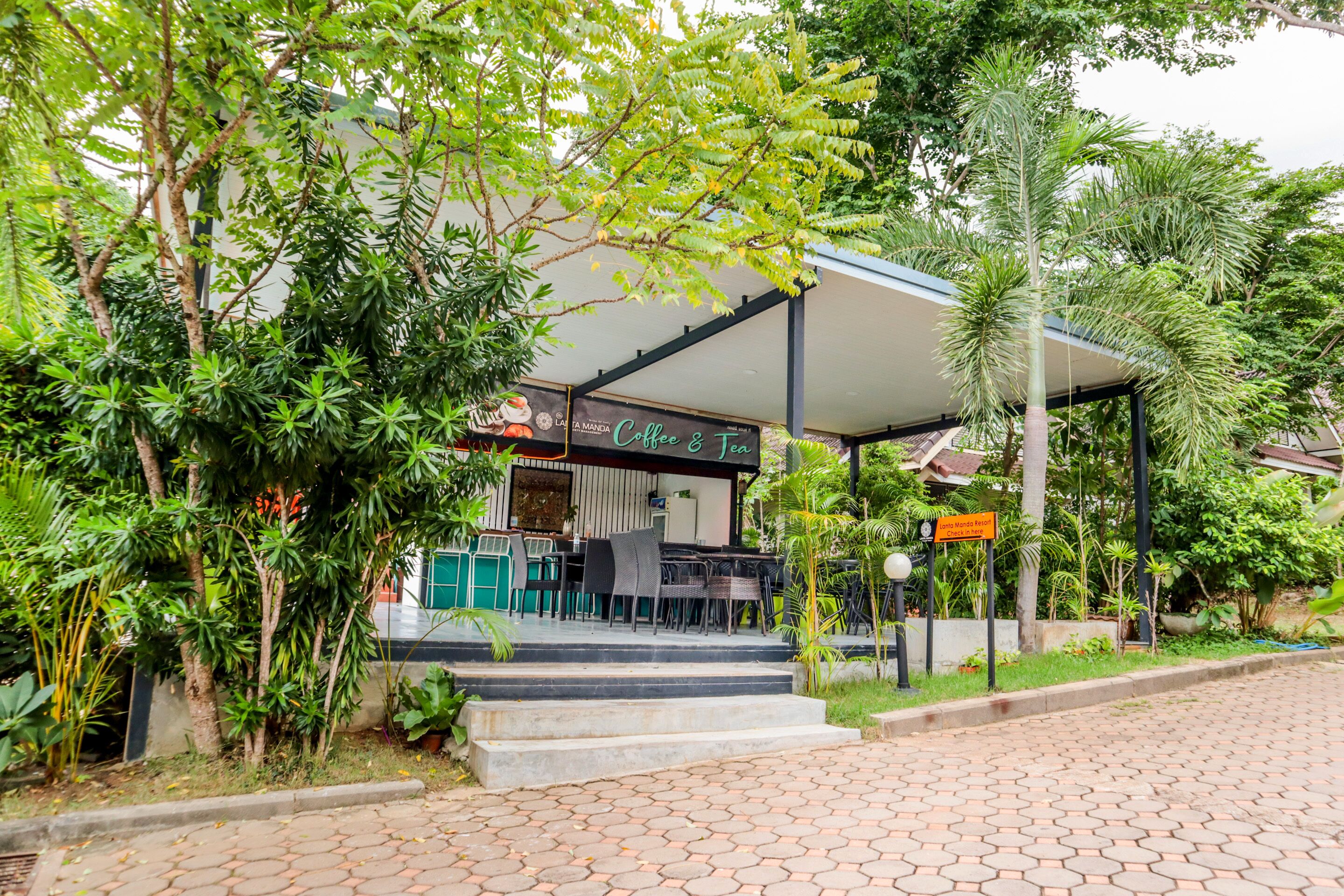 Lanta Village Resort by OYO Rooms