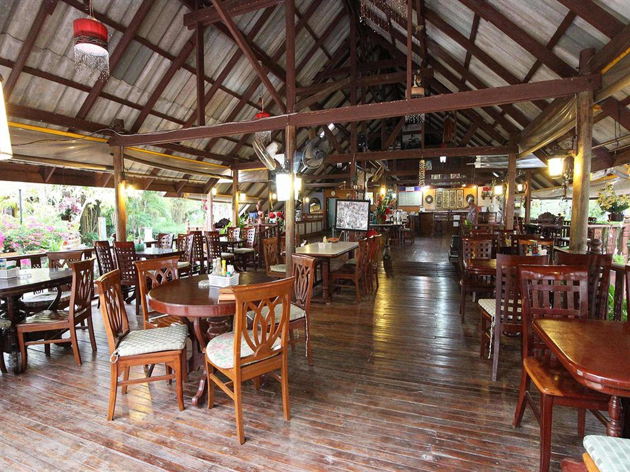 Lanta Villa Resort