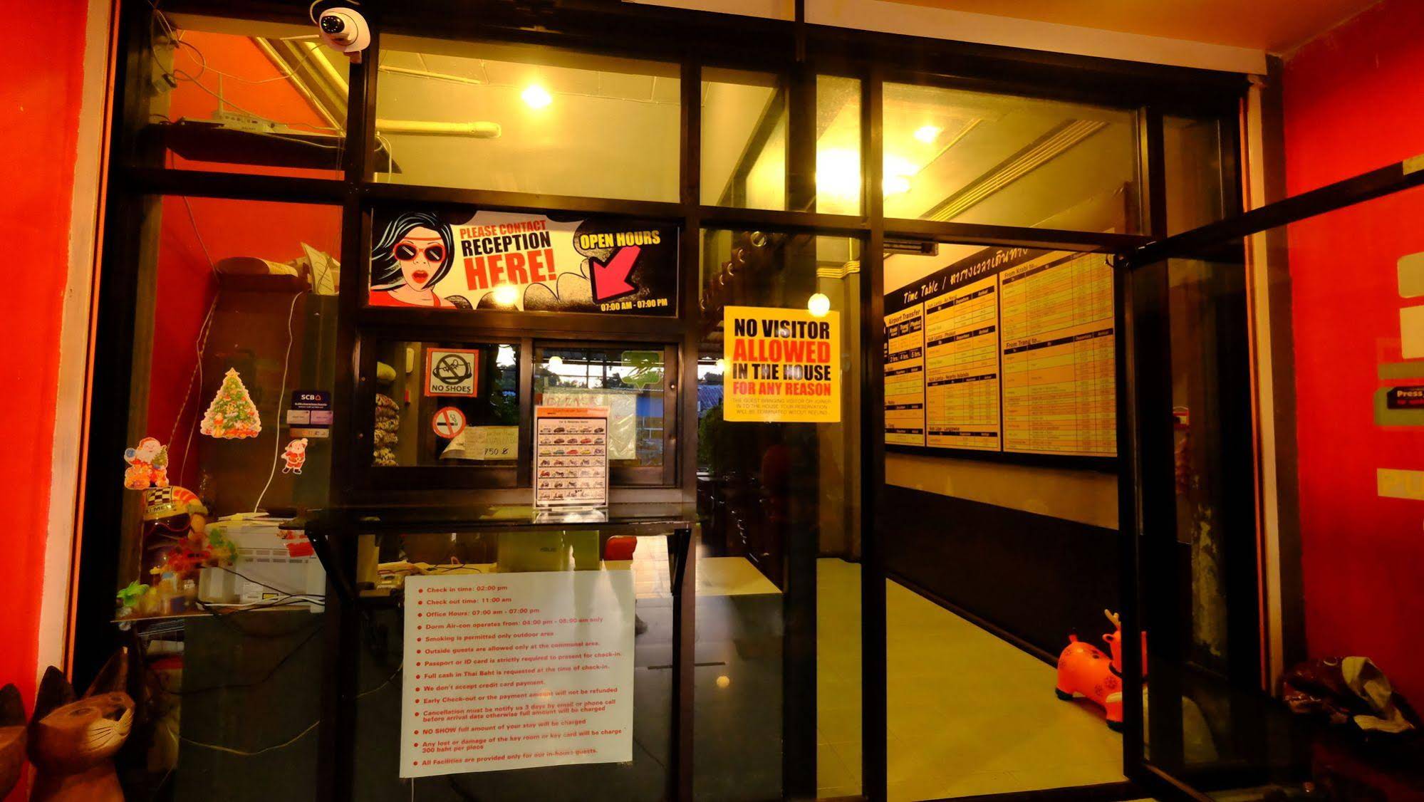 Let It Bee Econo Hostel