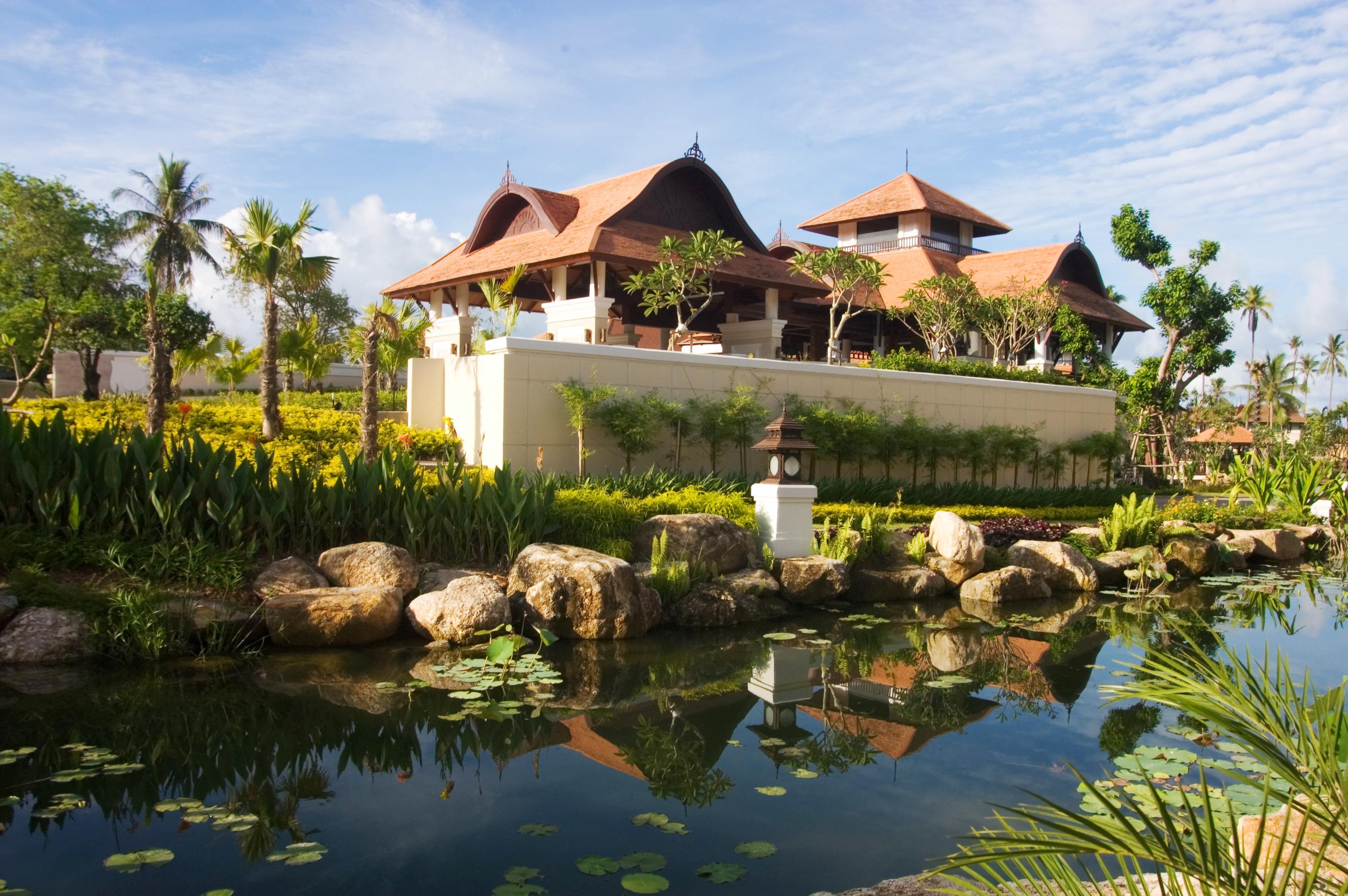 Rawi Warin Resort & Spa