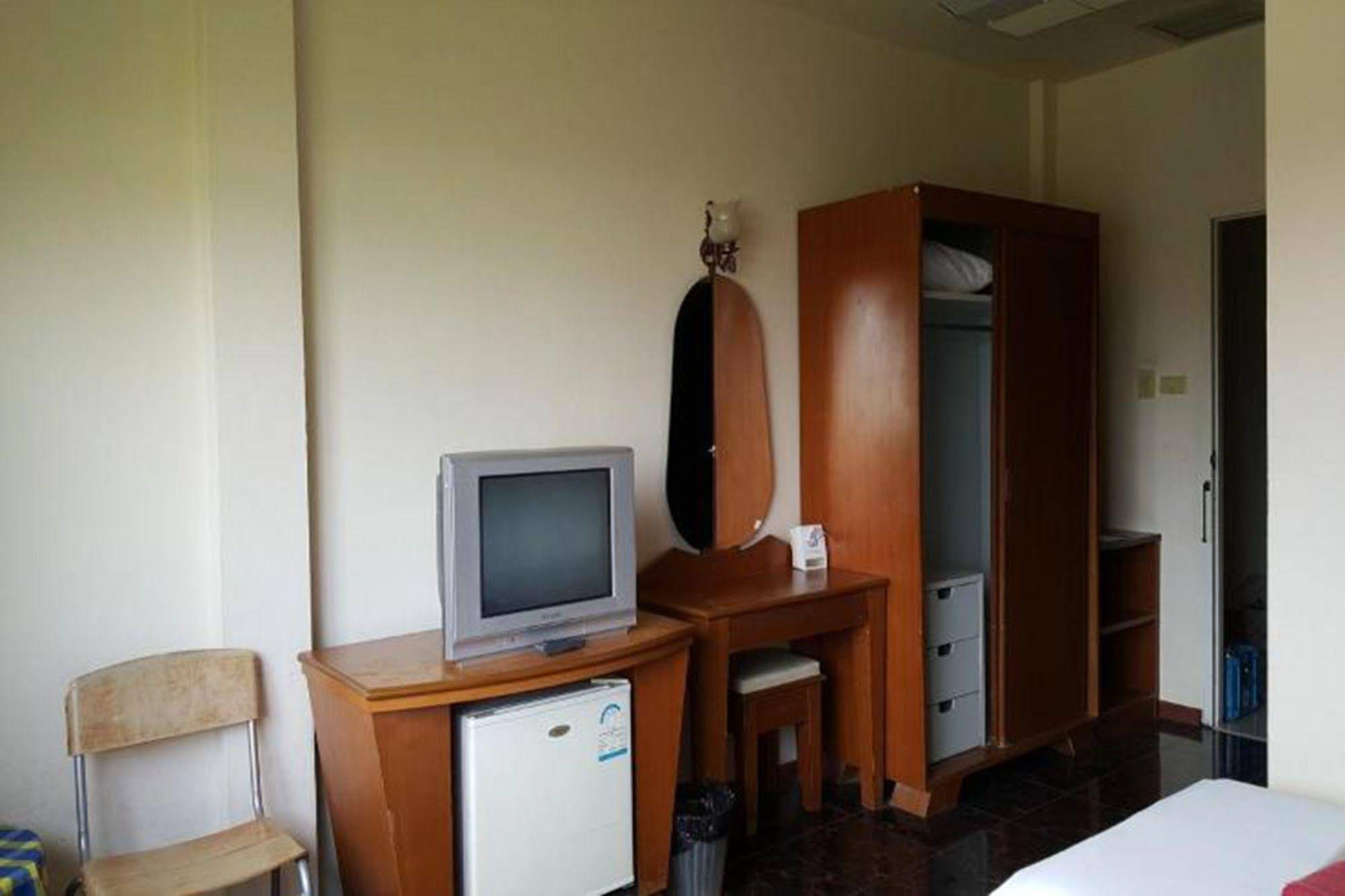 Krabi Loma Hotel