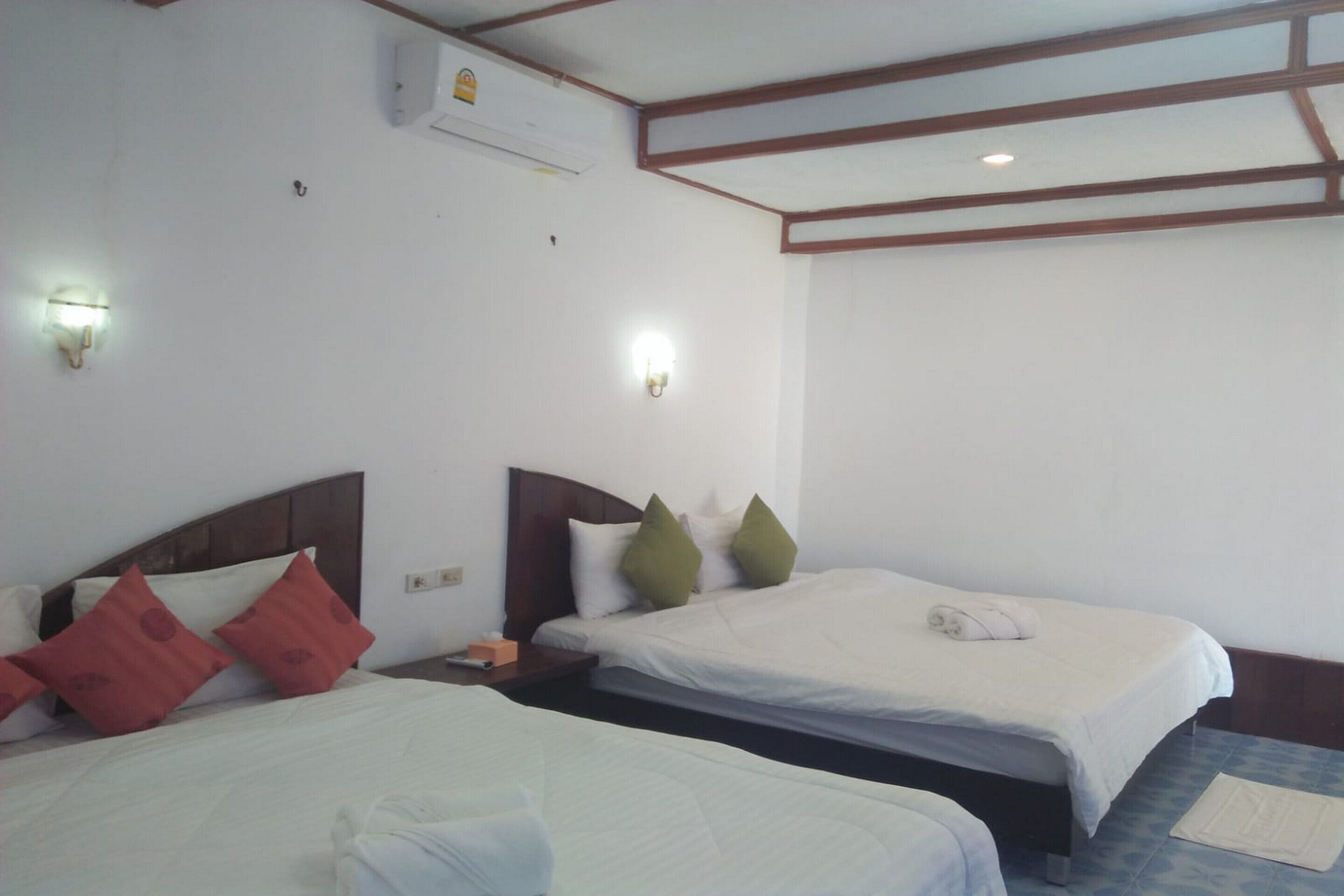 Lanta Beach Lodge by Oyo Rooms
