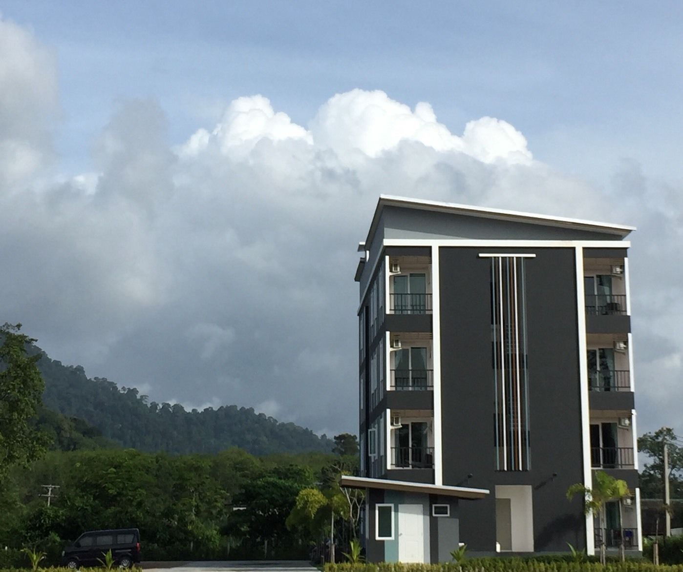 Living at Sphere Apartment