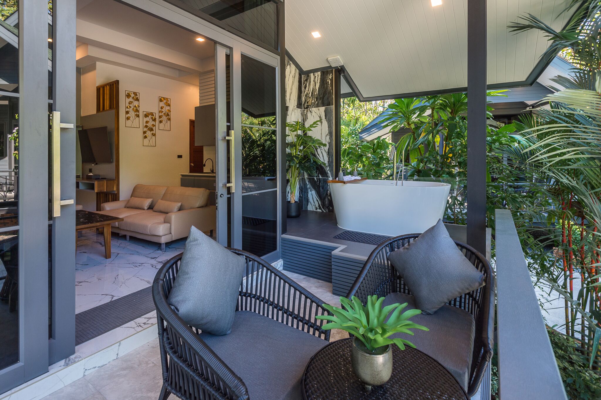 Loy Chalet