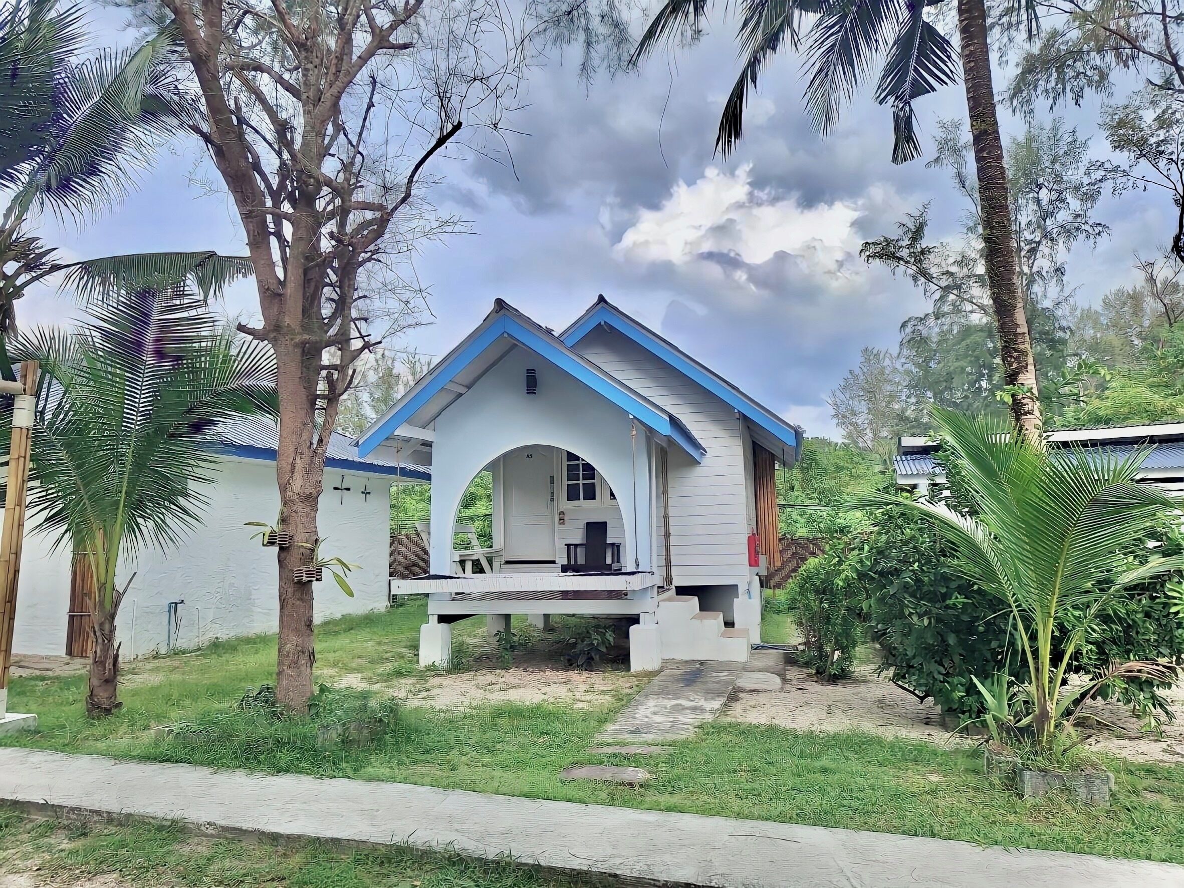 PAN Beachfront Resort Krabi