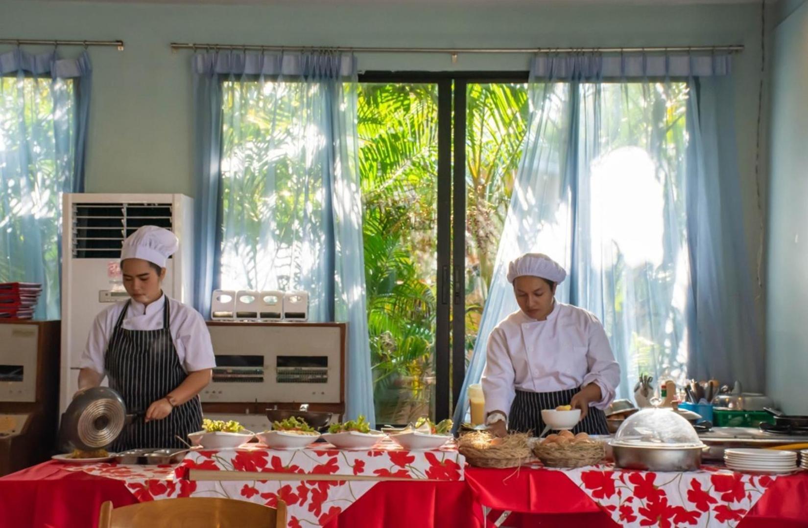 Villa Cha-Cha Krabi Beachfront Resort
