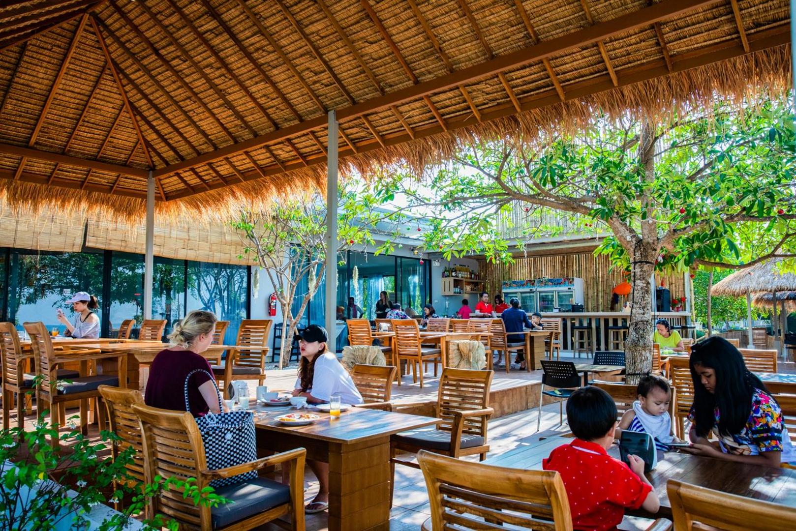 Villa Cha-Cha Krabi Beachfront Resort