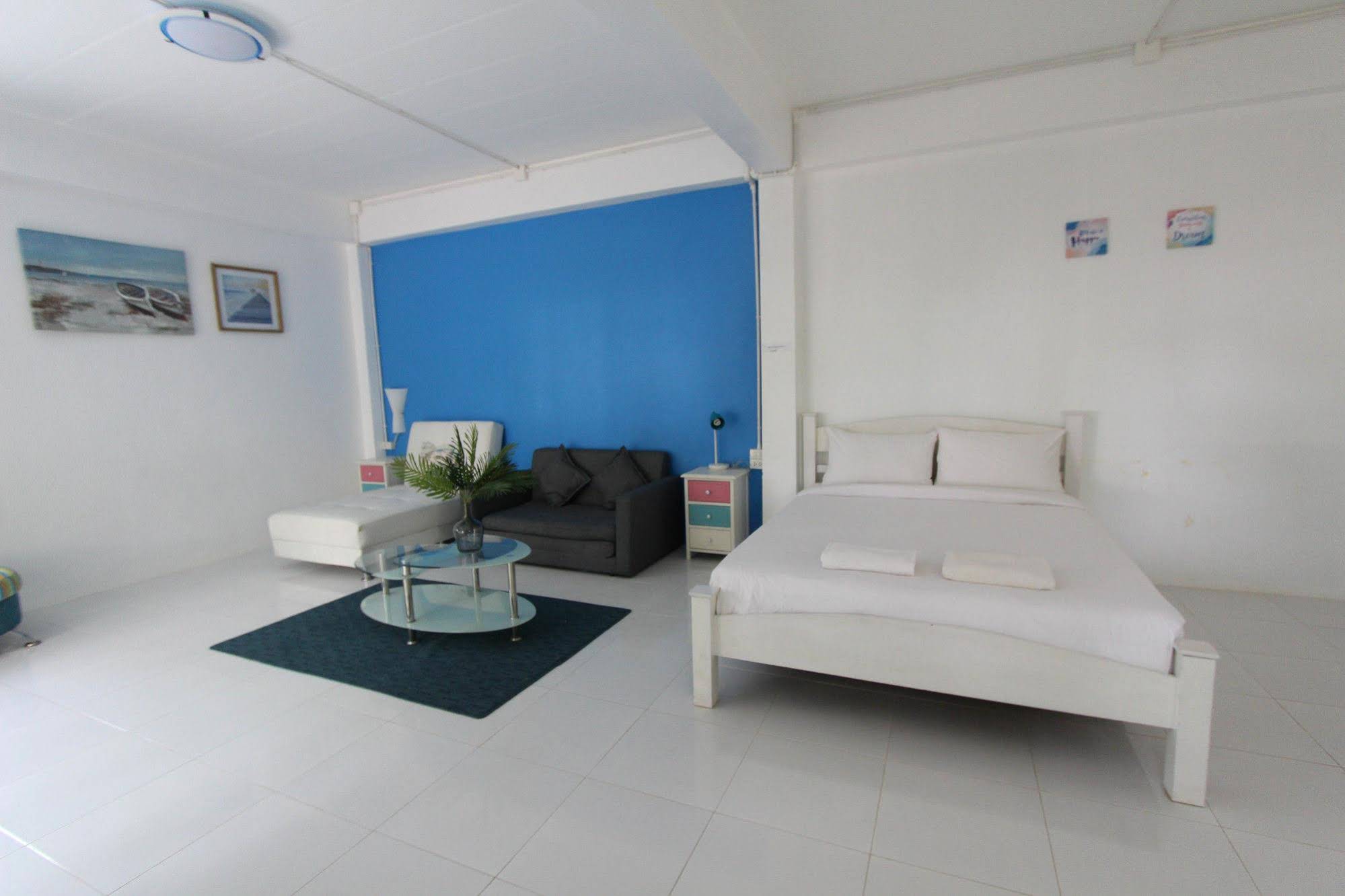 Issara Beach Resort