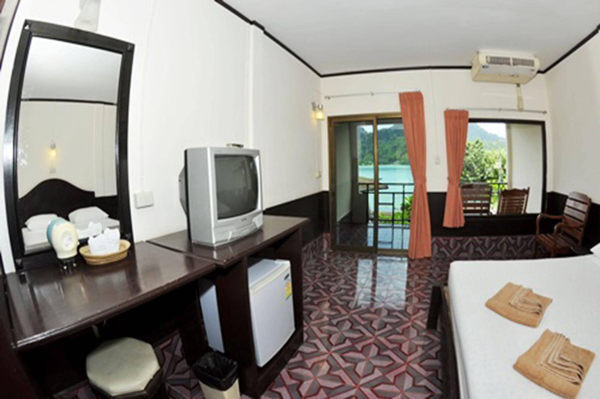 Phi Phi Viewpoint Resort