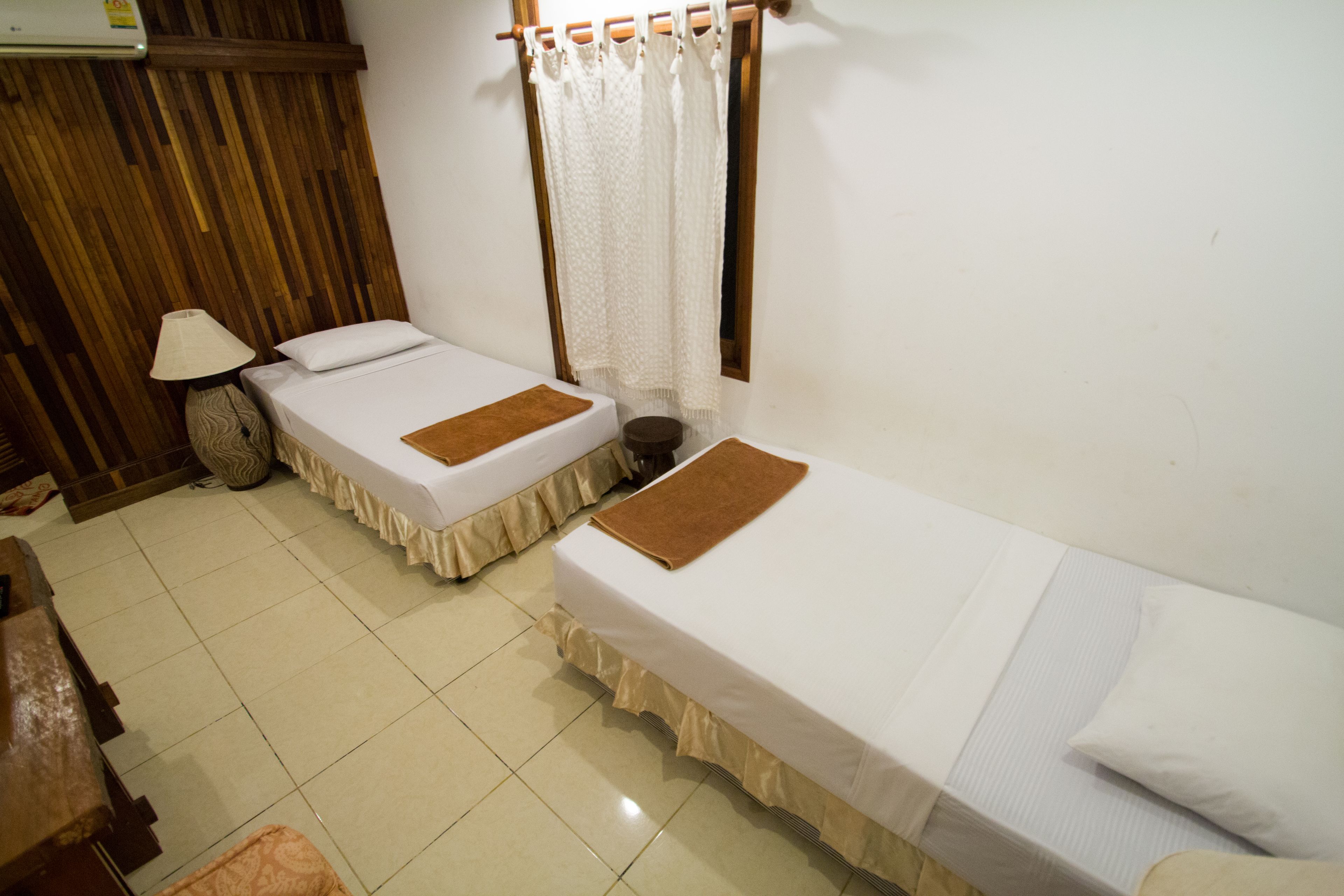 Tropical Garden Bungalow