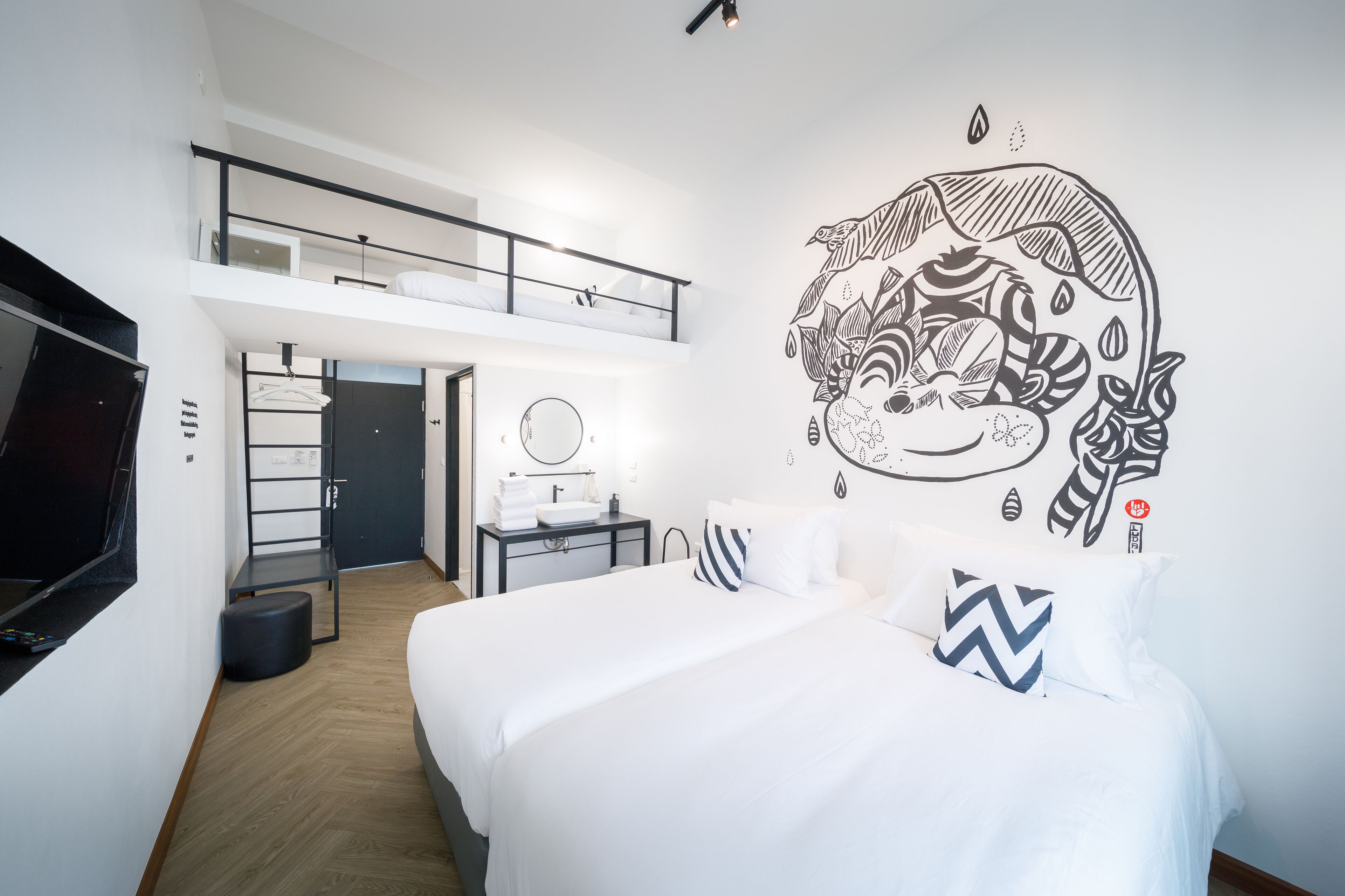Blu Monkey Hub & Hotel Ranong